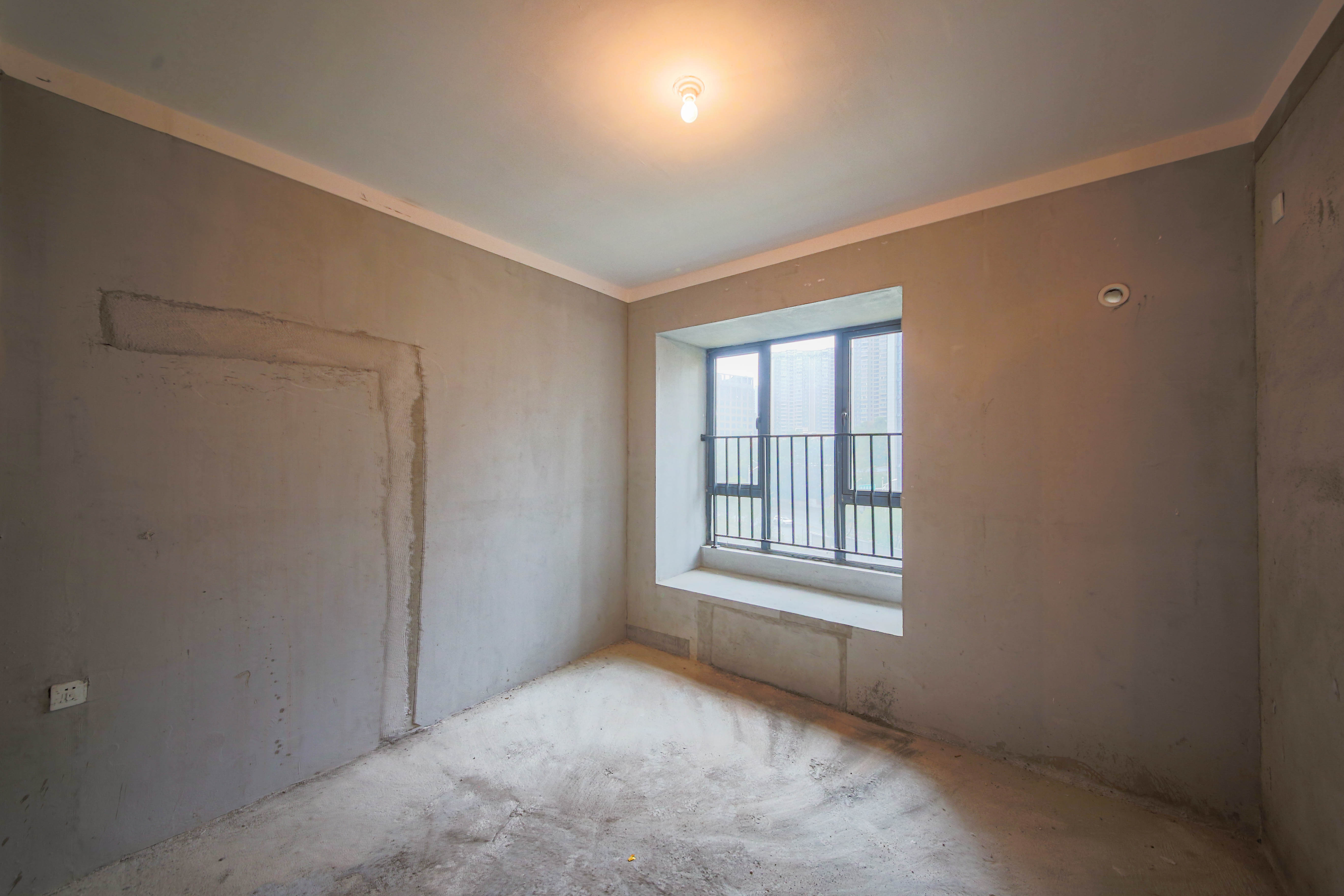 中建钰和城  4室2厅2卫   218.00万卧室