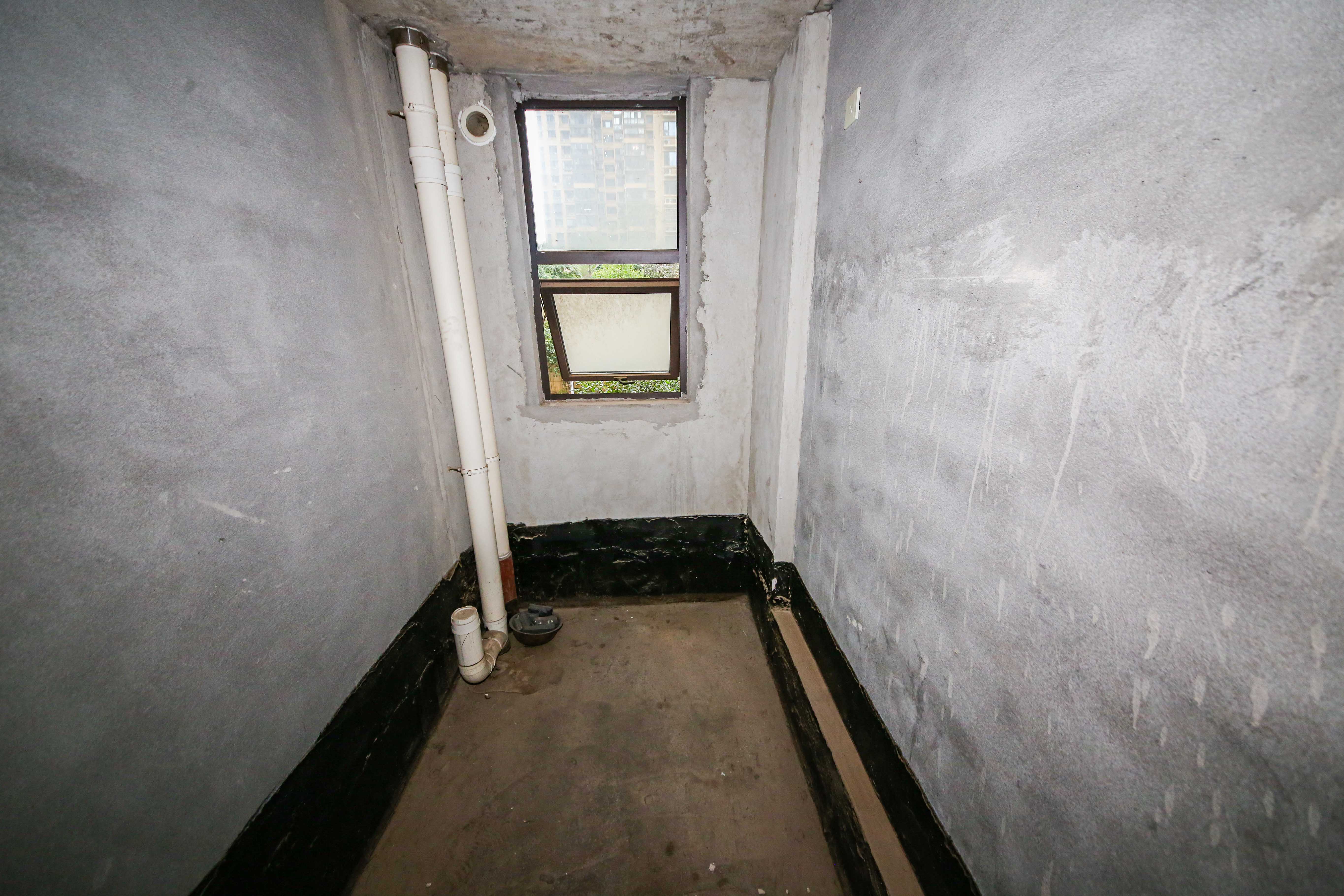 文景领秀  4室2厅1卫    105.0万 文景领秀  4室2厅1卫    105.0万卫生间