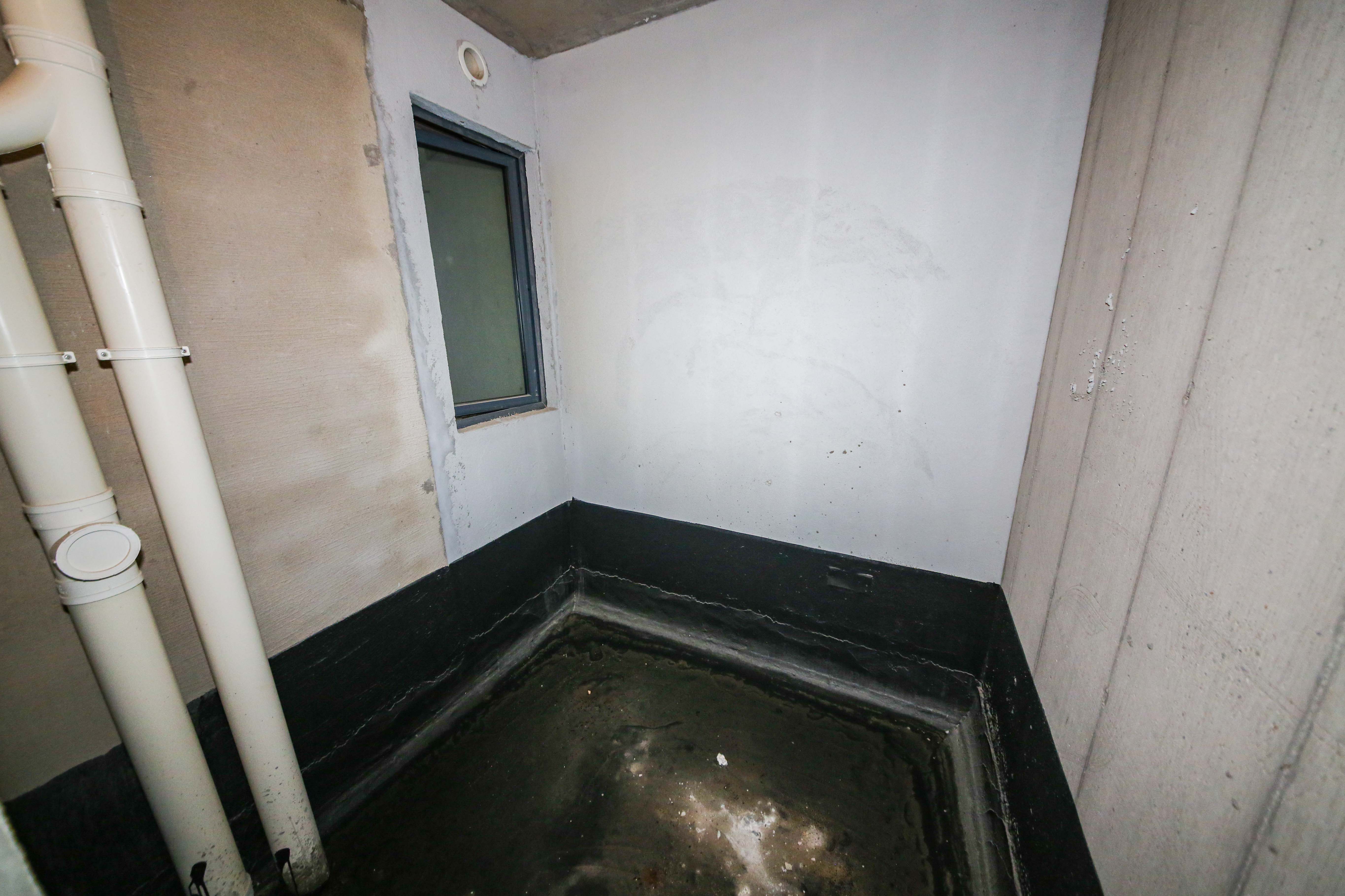 中建钰和城  4室2厅2卫   188.00万卫生间