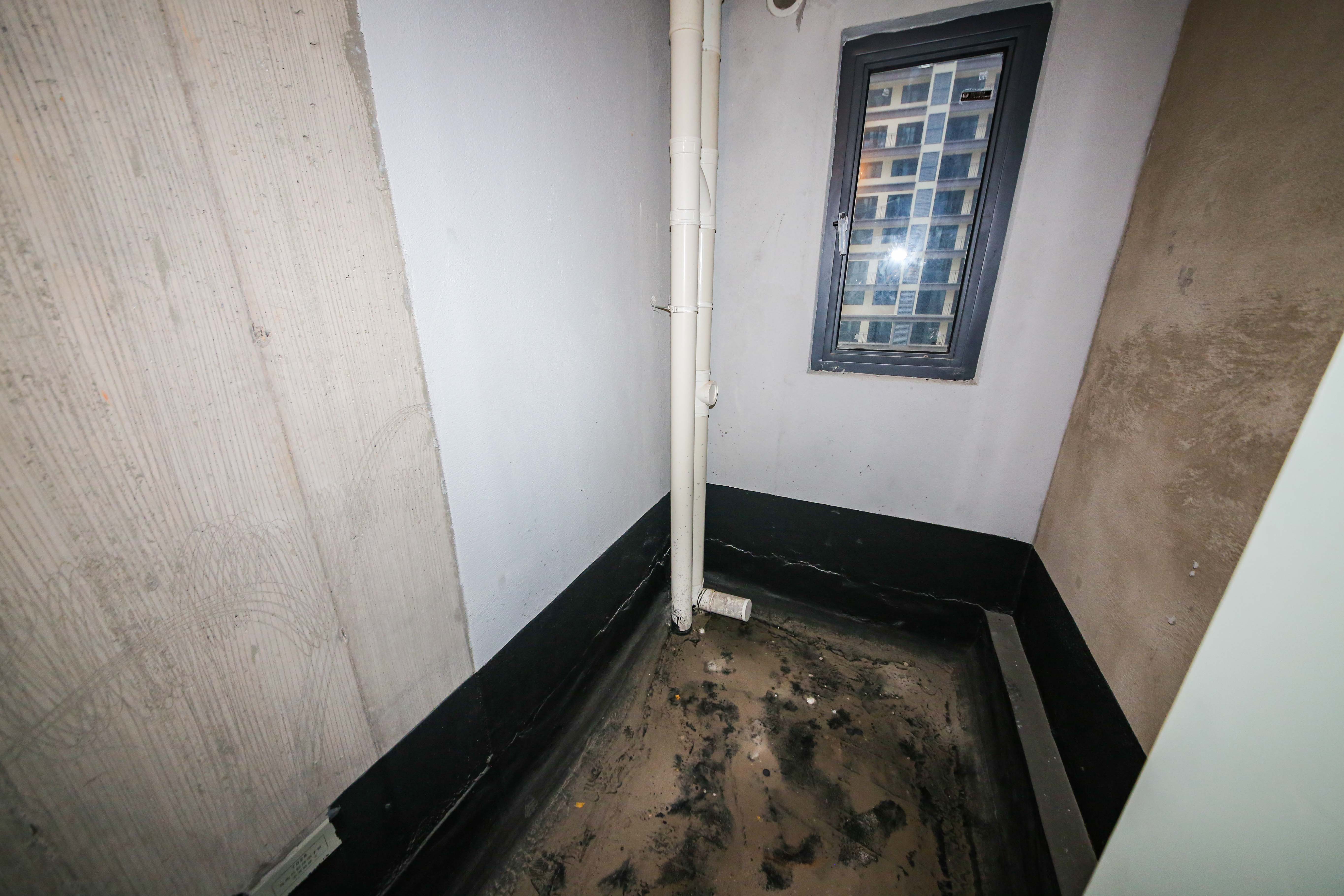 中建钰和城  4室2厅2卫   188.00万卫生间