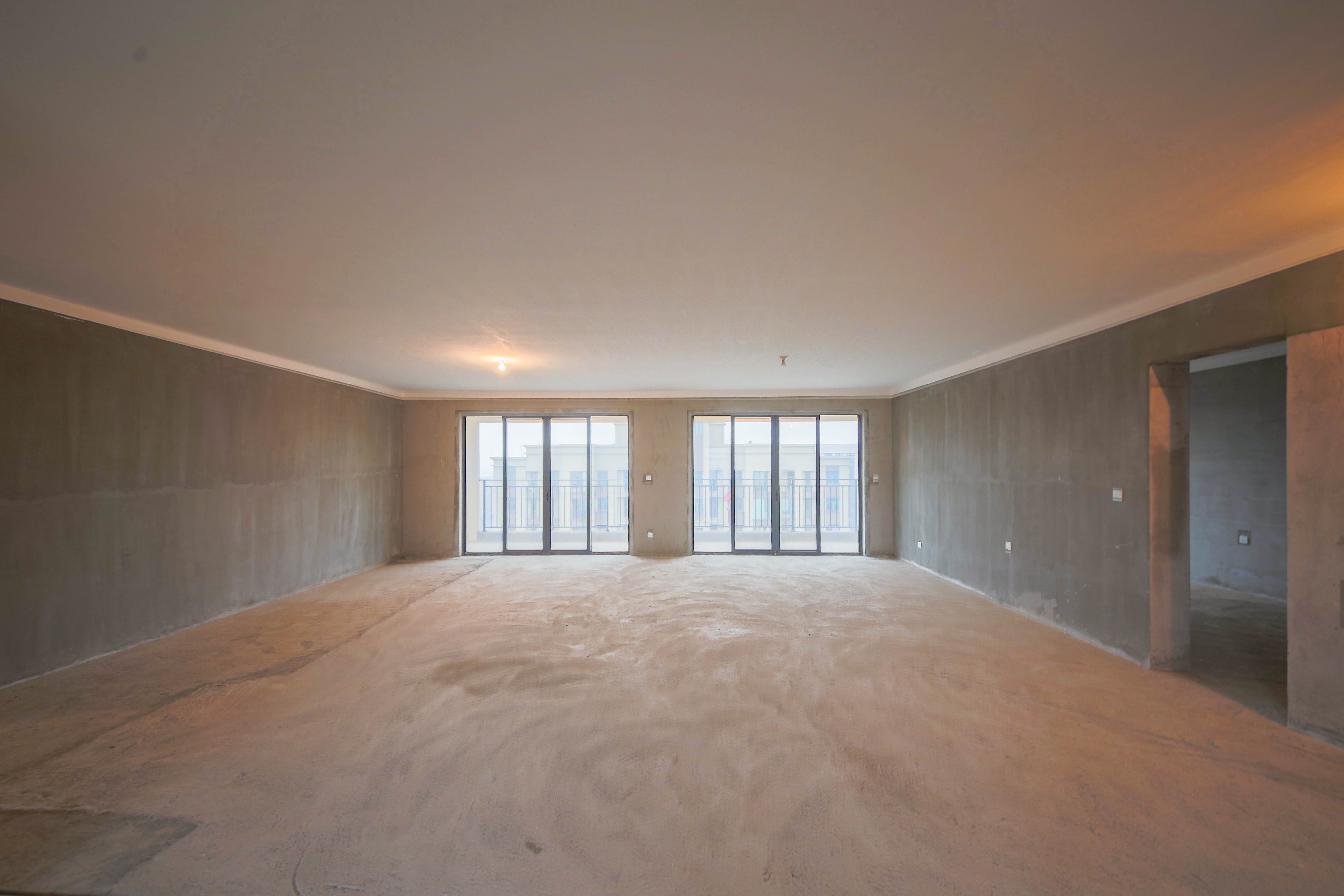 中建钰和城  4室2厅3卫   298.00万客厅