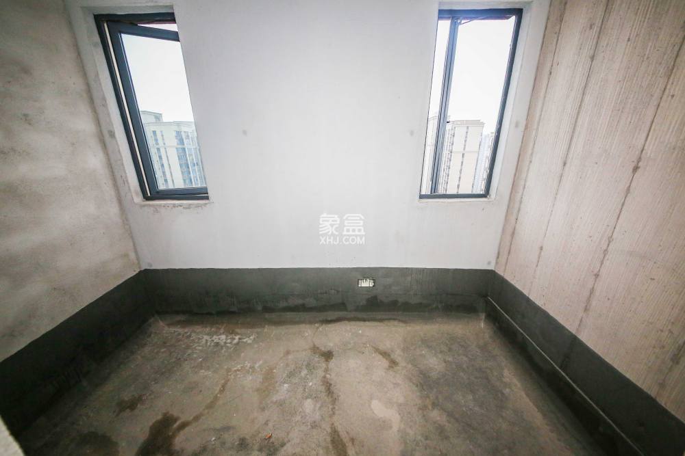 中建鈺和城  4室2廳3衛(wèi)   298.00萬(wàn)