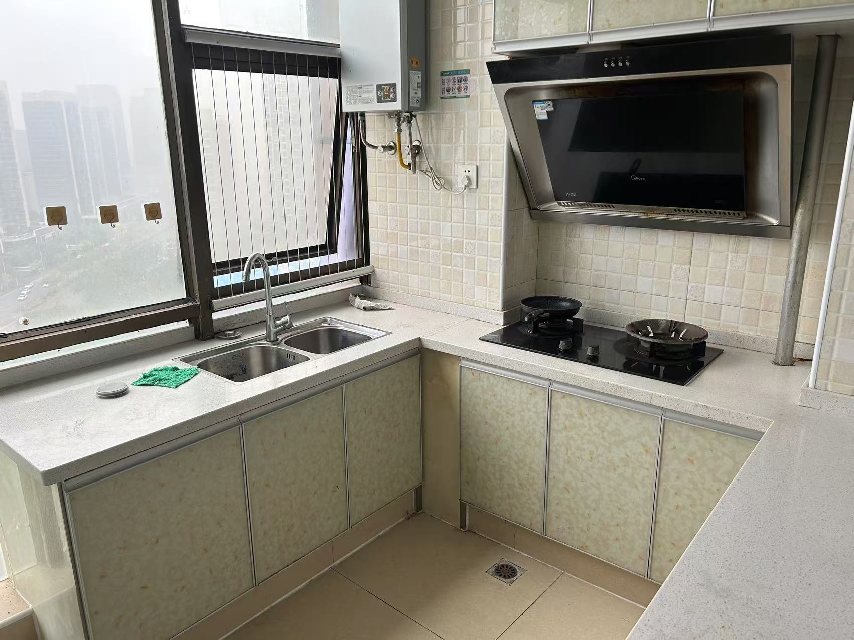 建鑫二期 1室1厅1卫 1000.0元/月 建鑫二期 1室1厅1卫 1000.0元/月室内图