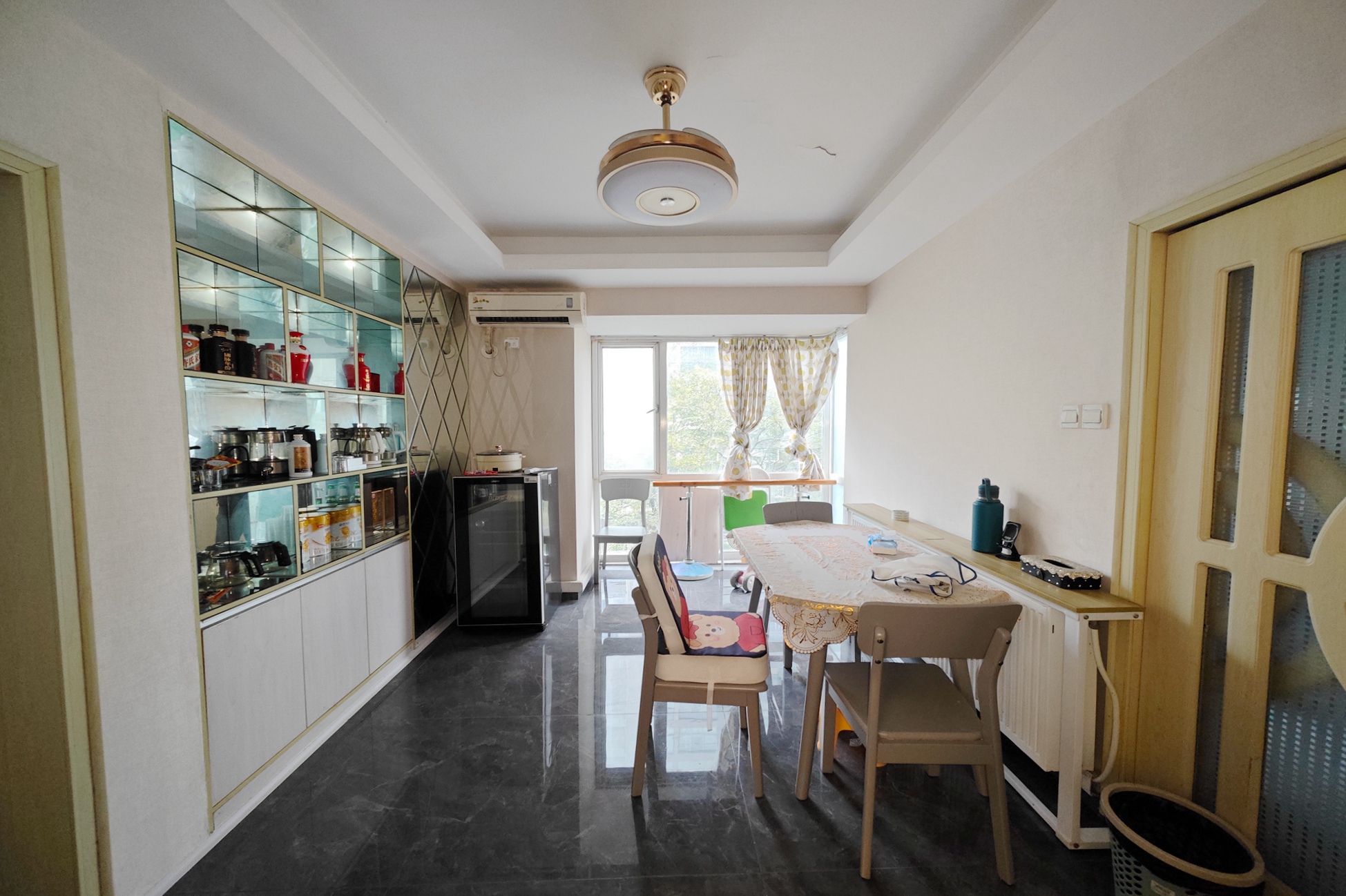 格蓝康都  4室2厅2卫    125.0万 格蓝康都  4室2厅2卫    125.0万客厅