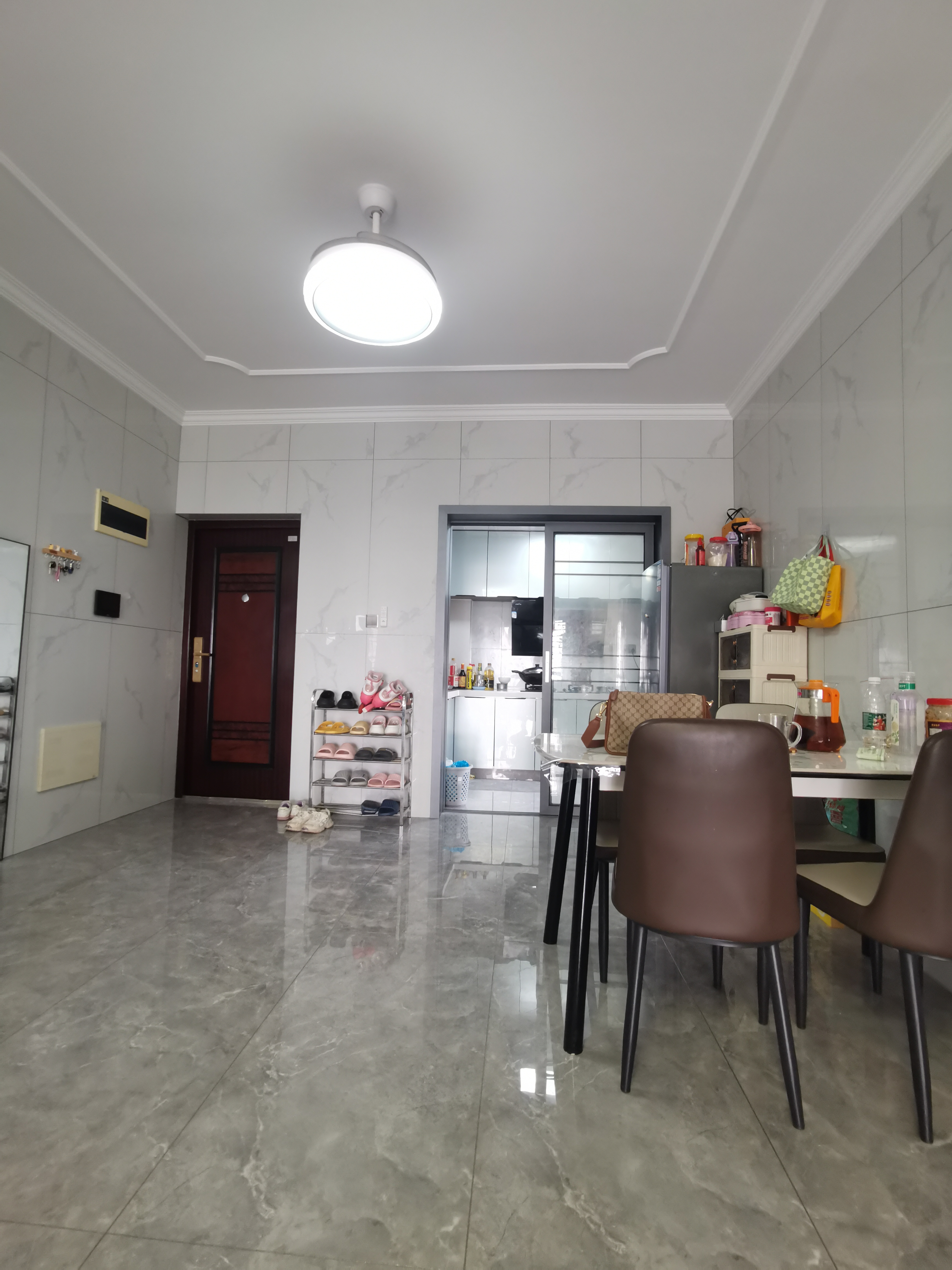 绿色金典  3室2厅2卫    88.8万 绿色金典  3室2厅2卫    88.8万其他