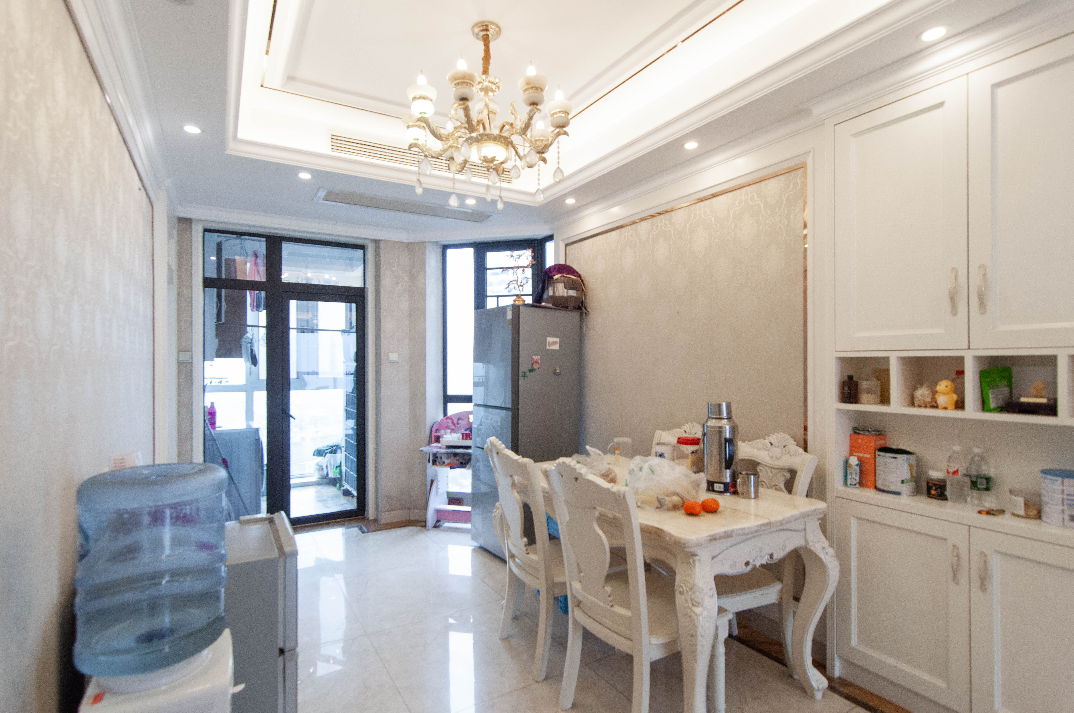 达美溪湖湾 3室2厅2卫 260.0万 达美溪湖湾 3室2厅2卫 260.0万客厅