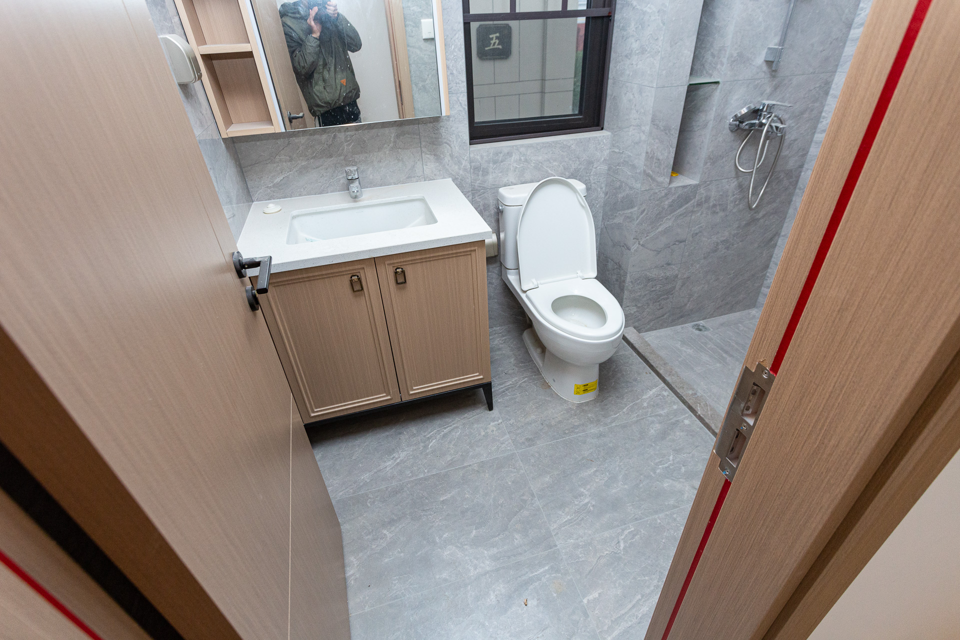 时代建发和著  4室2厅2卫    213.0万 时代建发和著  4室2厅2卫    213.0万卫生间