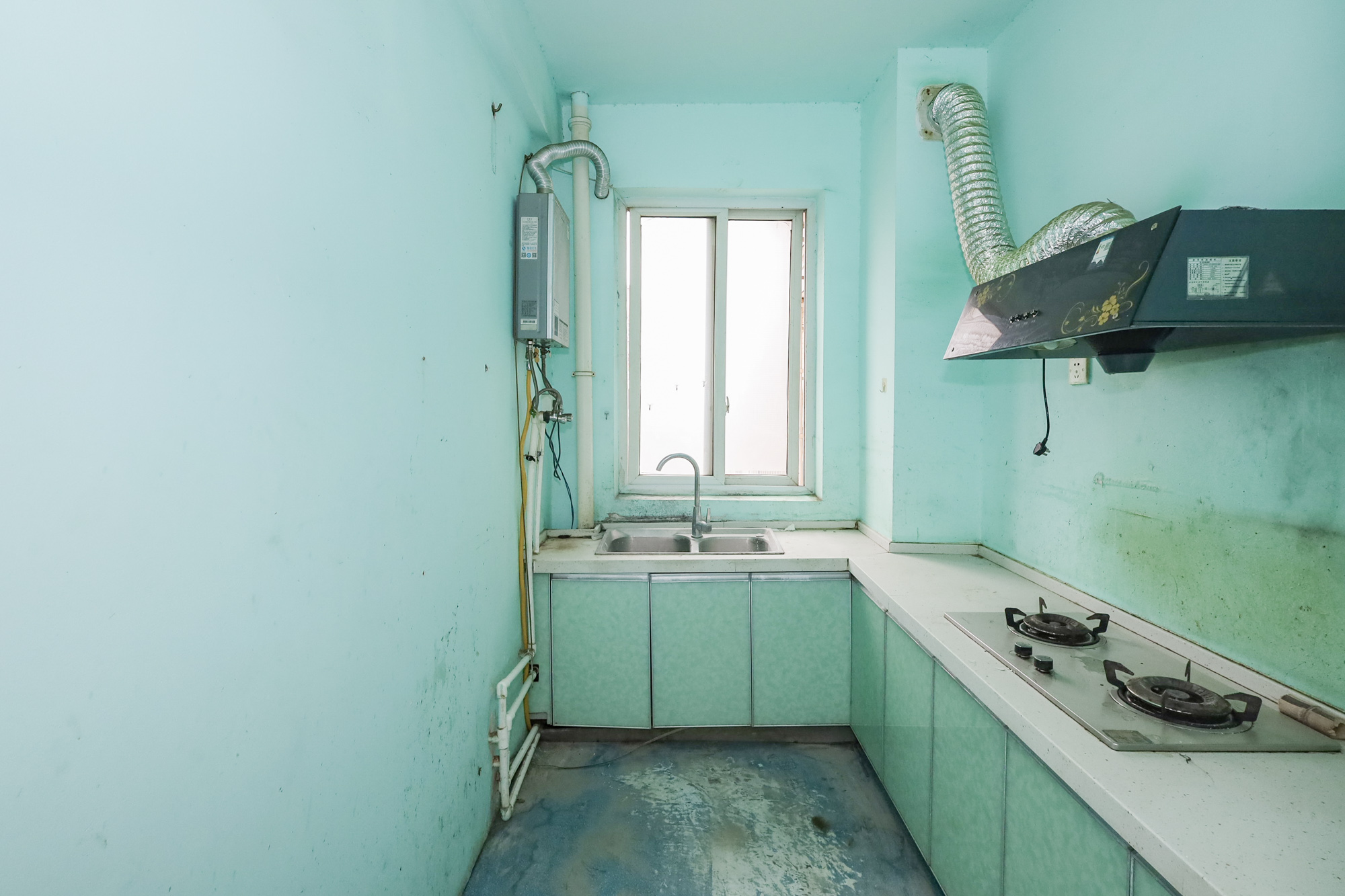 谷山庭院一期 2室2厅1卫 50.0万 谷山庭院一期 2室2厅1卫 50.0万厨房