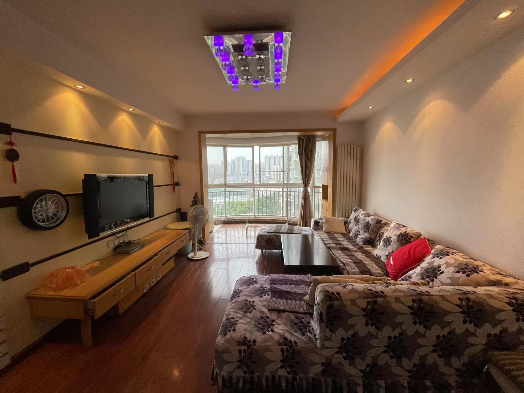 逸景苑 2室1厅1卫 1900.0元/月 逸景苑 2室1厅1卫 1900.0元/月室内图