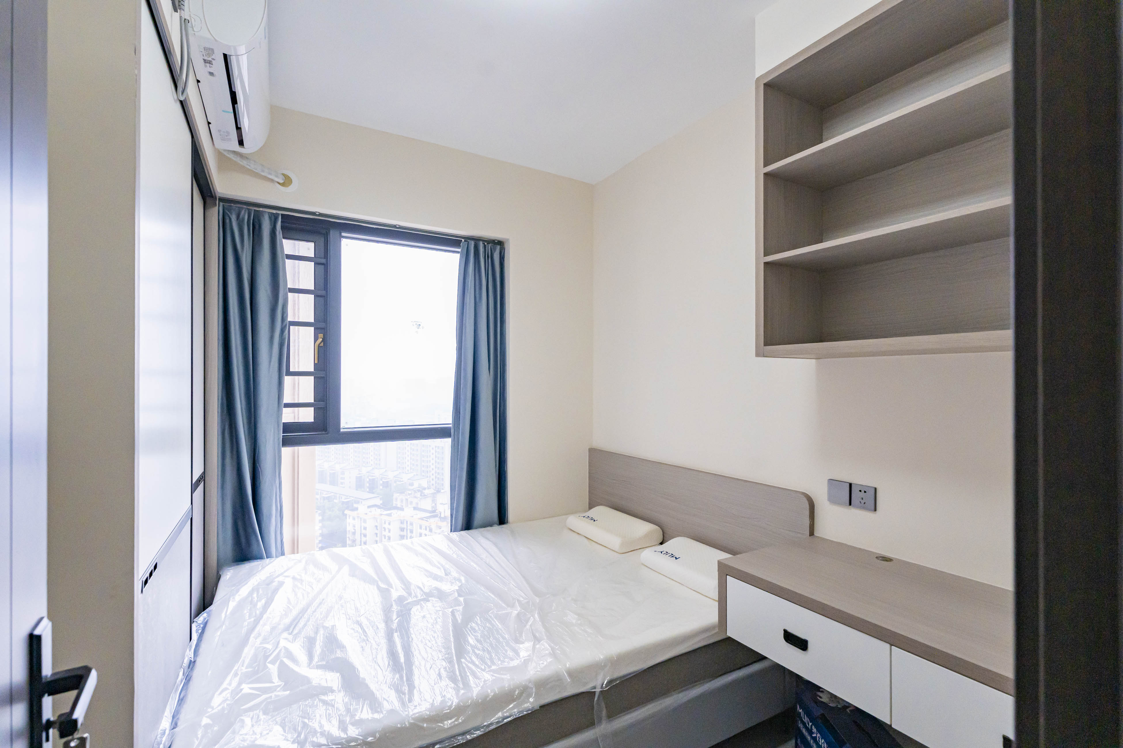 上园商住小区 4室2厅1卫 106.0万 上园商住小区 4室2厅1卫 106.0万卧室