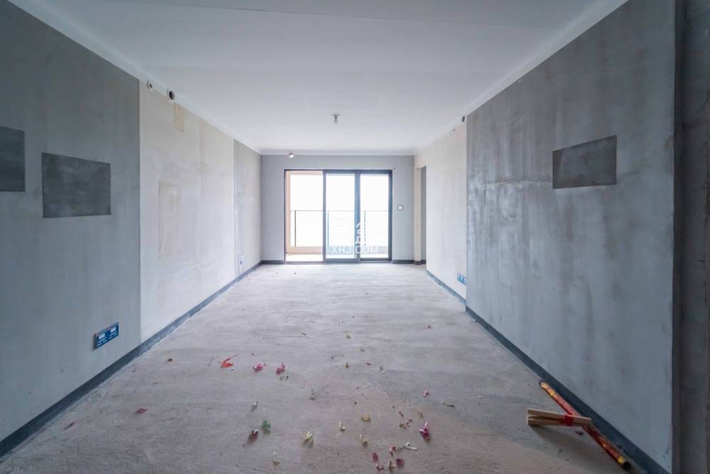 建发玖洲和玺  4室2厅2卫   142.00万