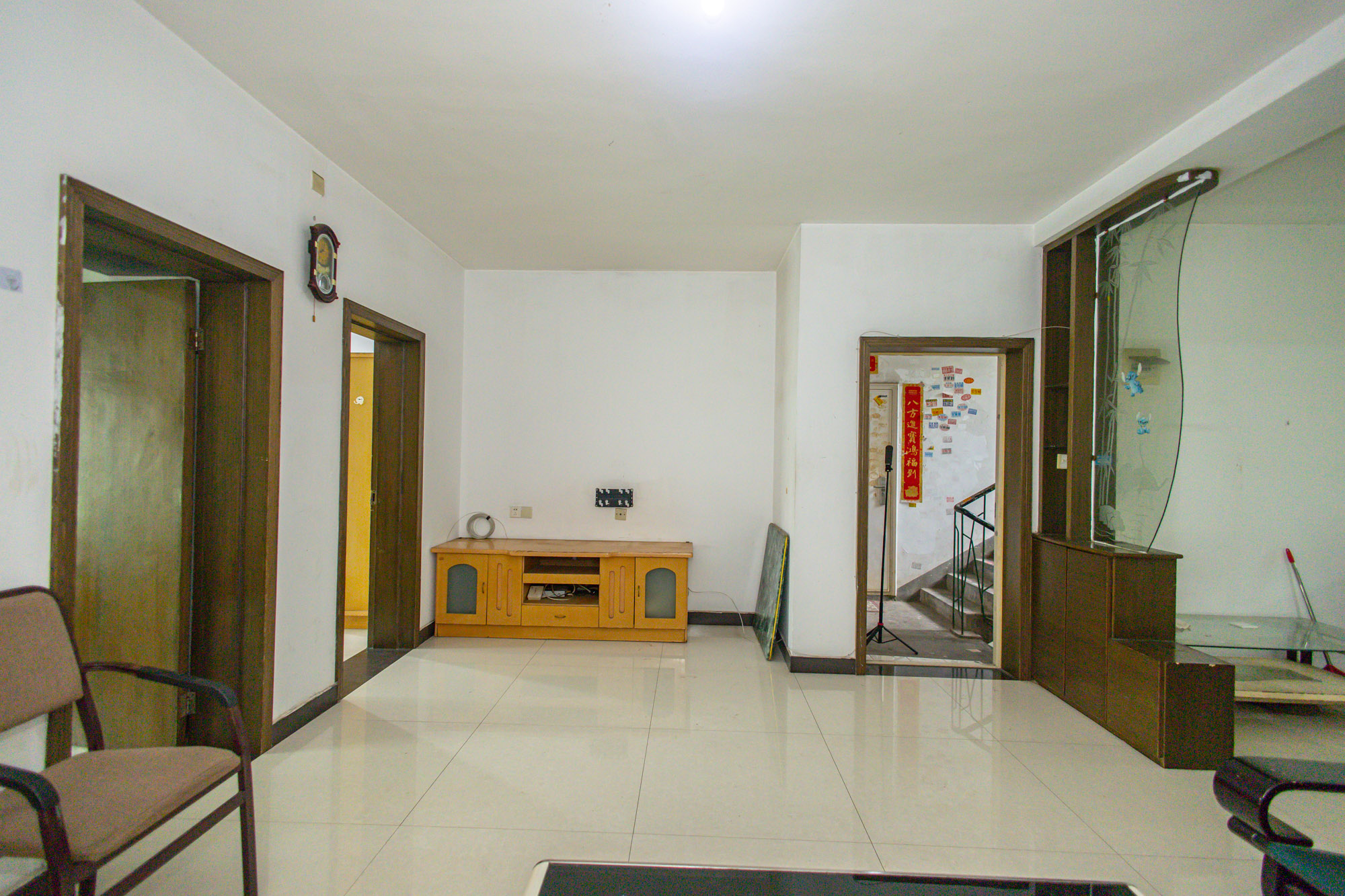 中南汽车世界  2室2厅1卫    32.8万 中南汽车世界  2室2厅1卫    32.8万客厅