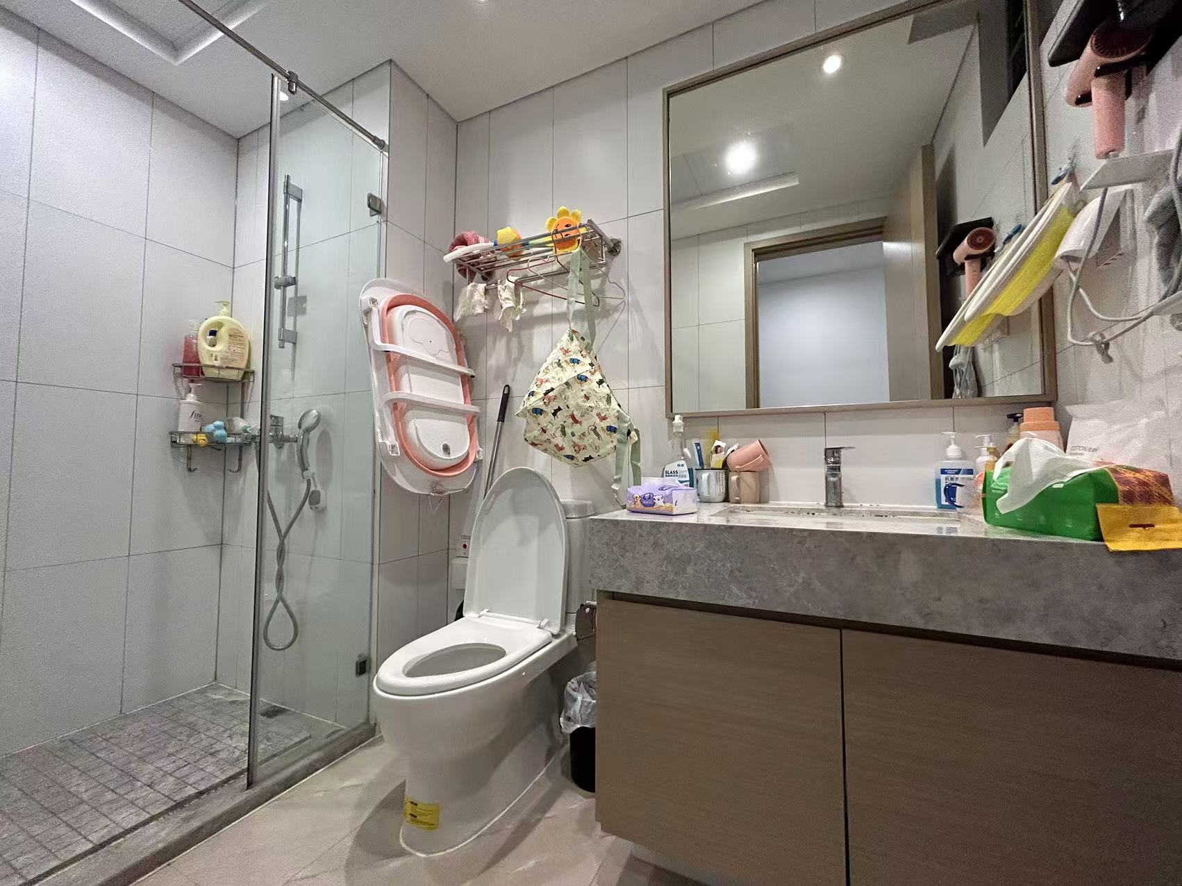 晋合湘水湾六期  3室2厅1卫    100.0万 晋合湘水湾六期  3室2厅1卫    100.0万室内图