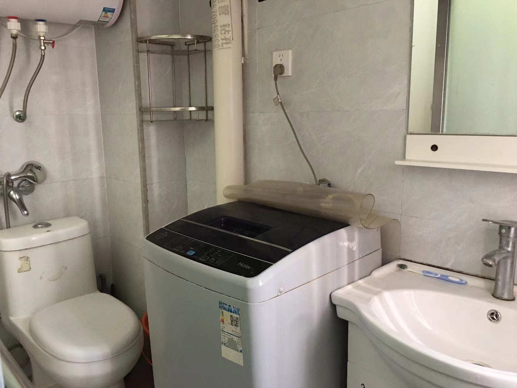 翰林居 1室1厅1卫 700.0元/月 翰林居 1室1厅1卫 700.0元/月室内图