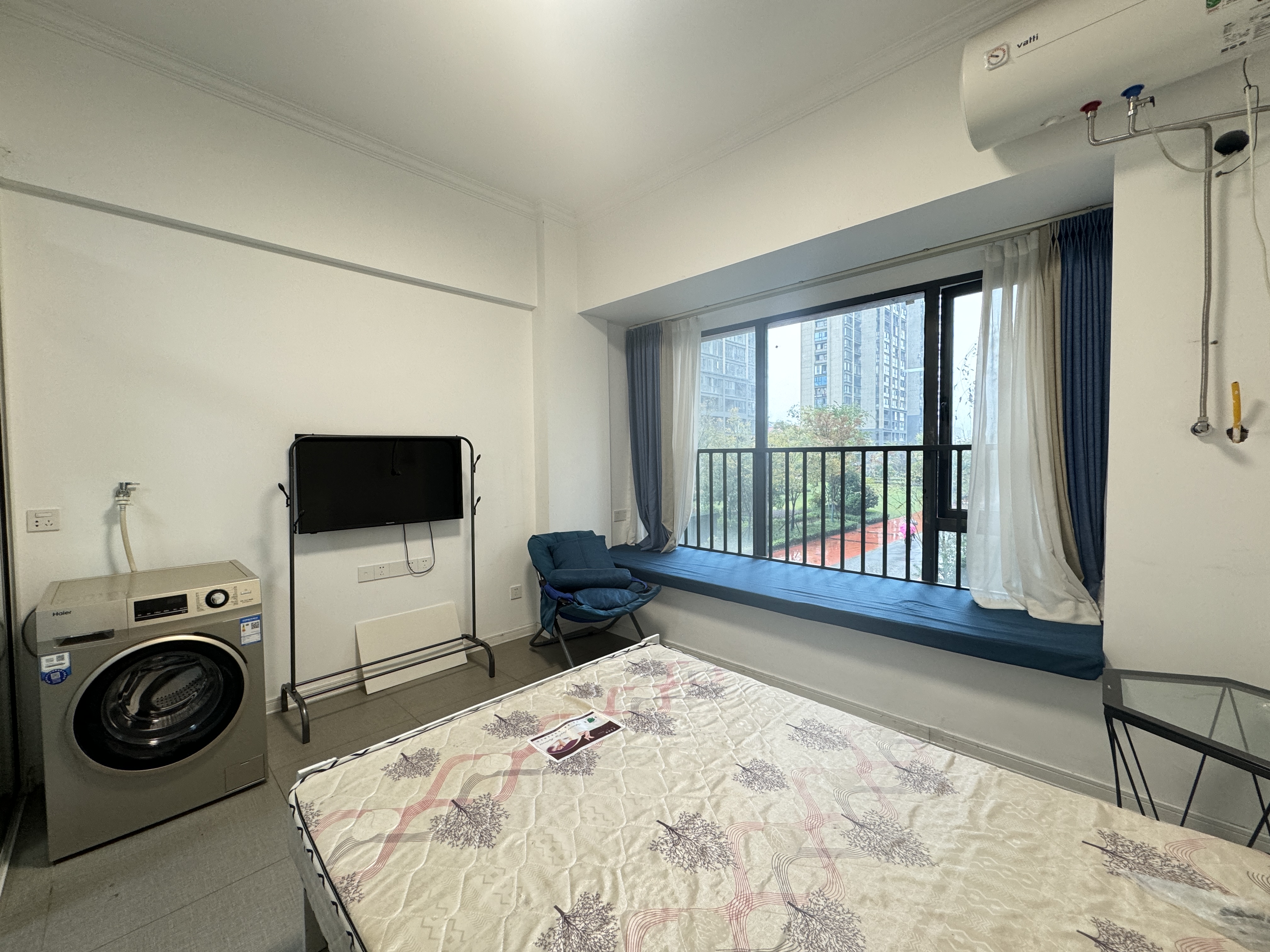 太一格 1室1厅1卫 1100.0元/月 太一格 1室1厅1卫 1100.0元/月室内图