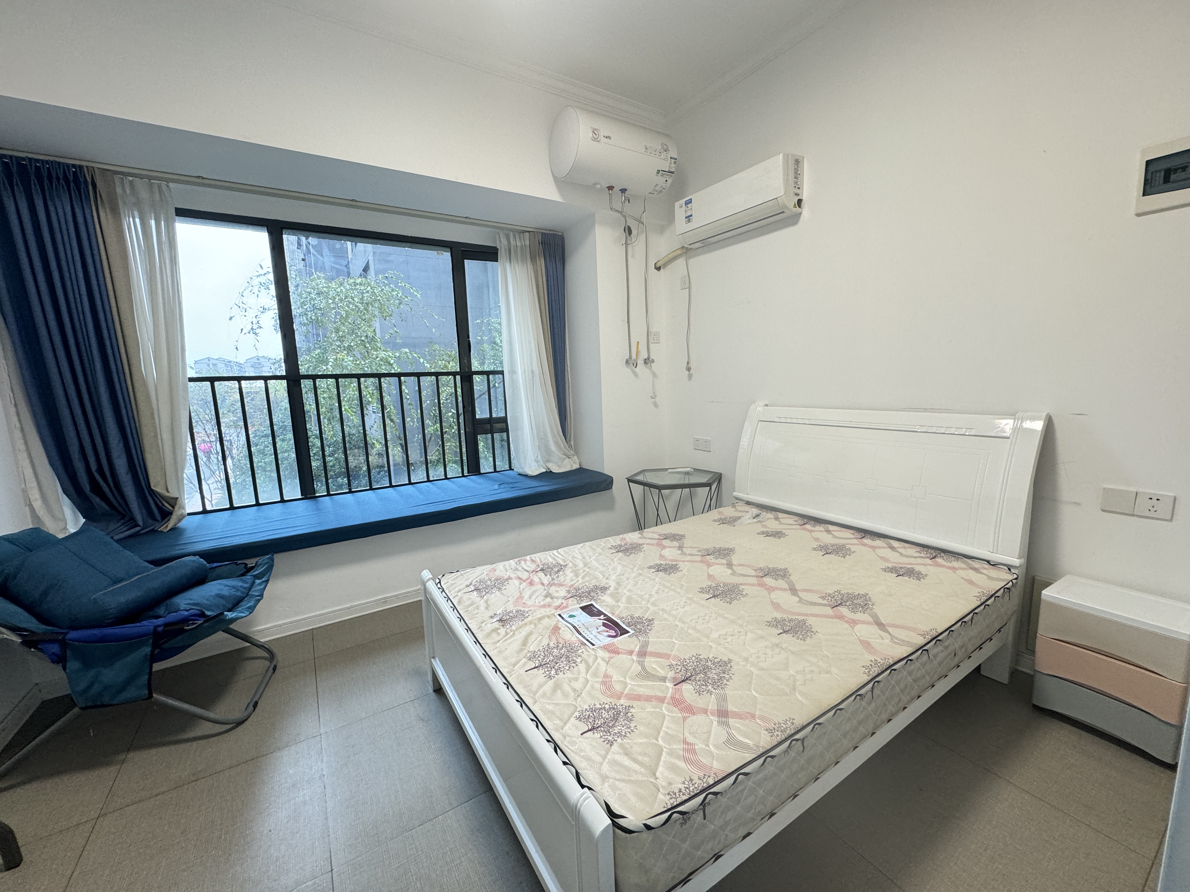 太一格 1室1厅1卫 1100.0元/月 太一格 1室1厅1卫 1100.0元/月小区图