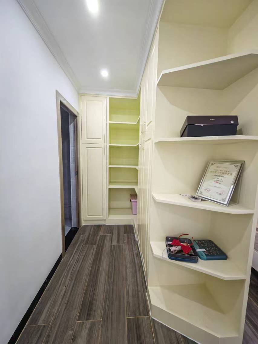 太一格 3室2厅2卫 2500.0元/月 太一格 3室2厅2卫 2500.0元/月室内图