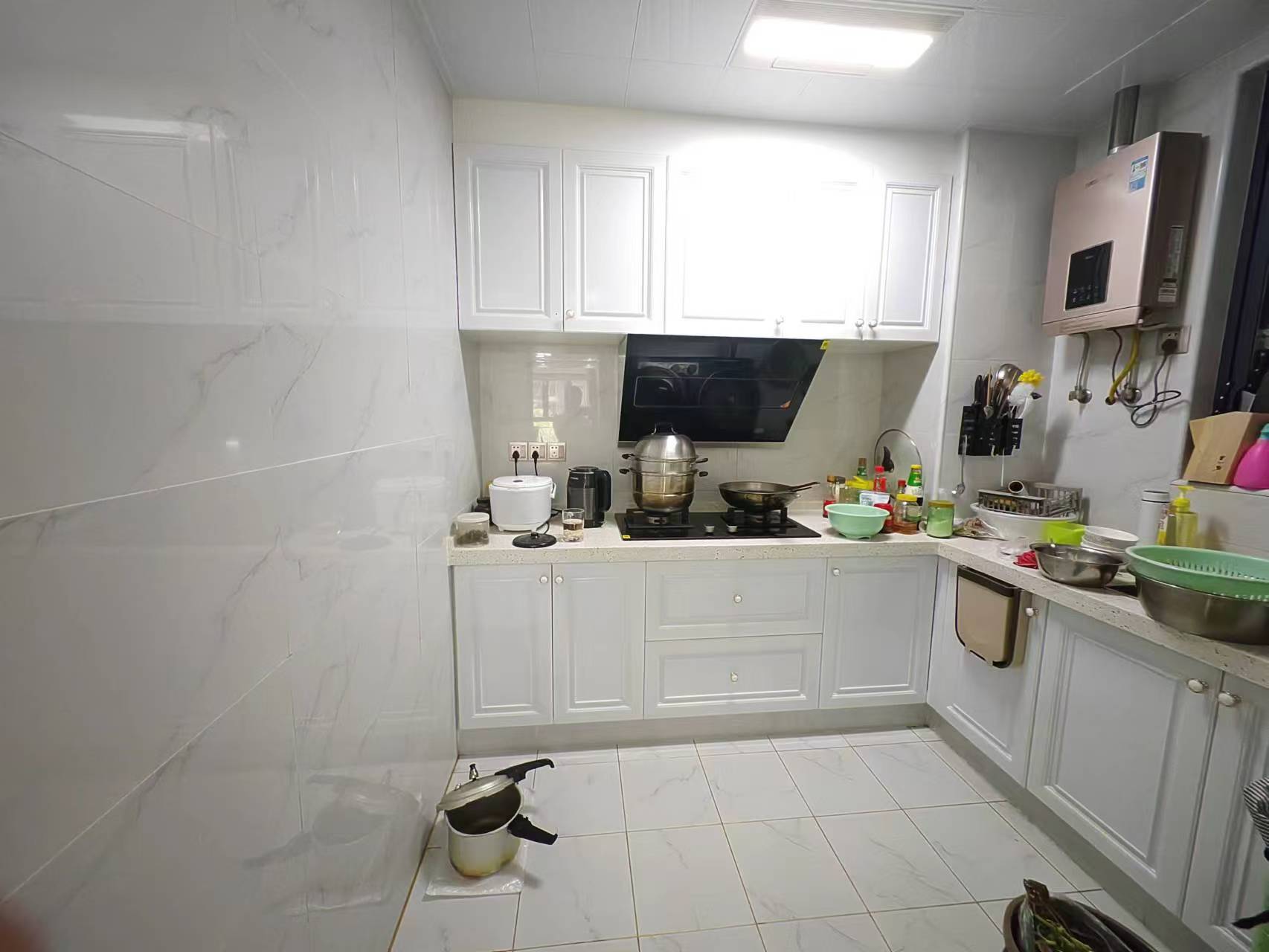 太一格 3室2厅2卫 2500.0元/月 太一格 3室2厅2卫 2500.0元/月室内图