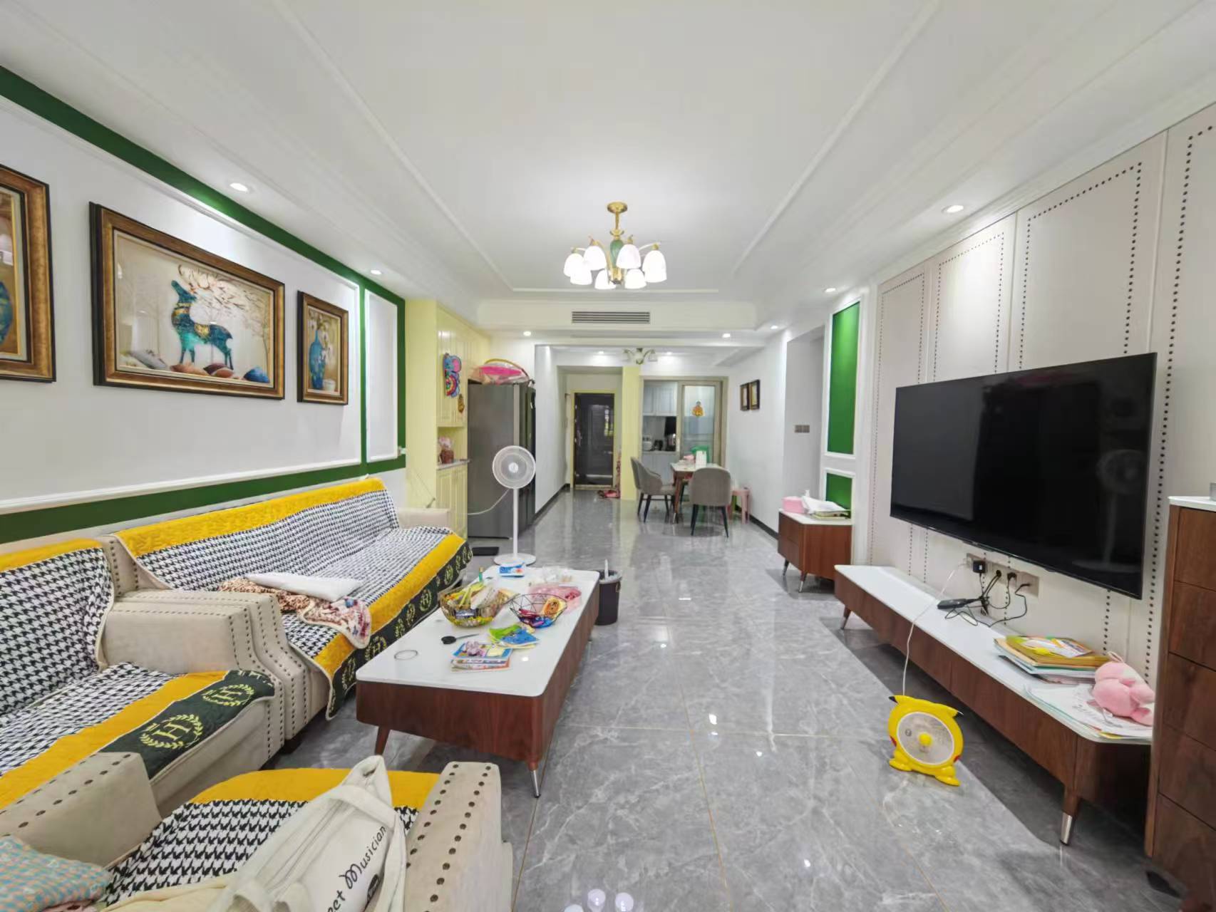 太一格 3室2厅2卫 2500.0元/月 太一格 3室2厅2卫 2500.0元/月小区图