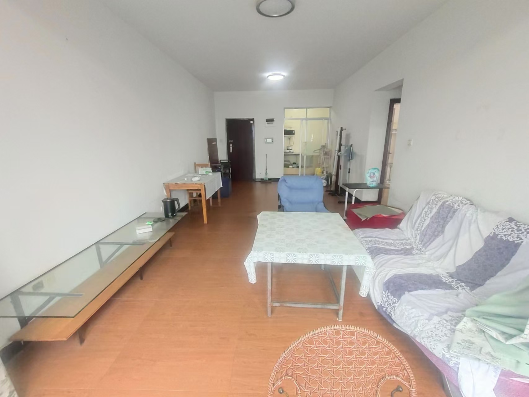 华晨御园 2室2厅1卫 1450.0元/月 华晨御园 2室2厅1卫 1450.0元/月室内图