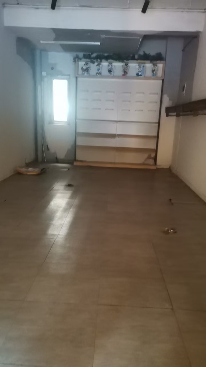 山水湾  1室1厅0卫   700.00元/月室内图