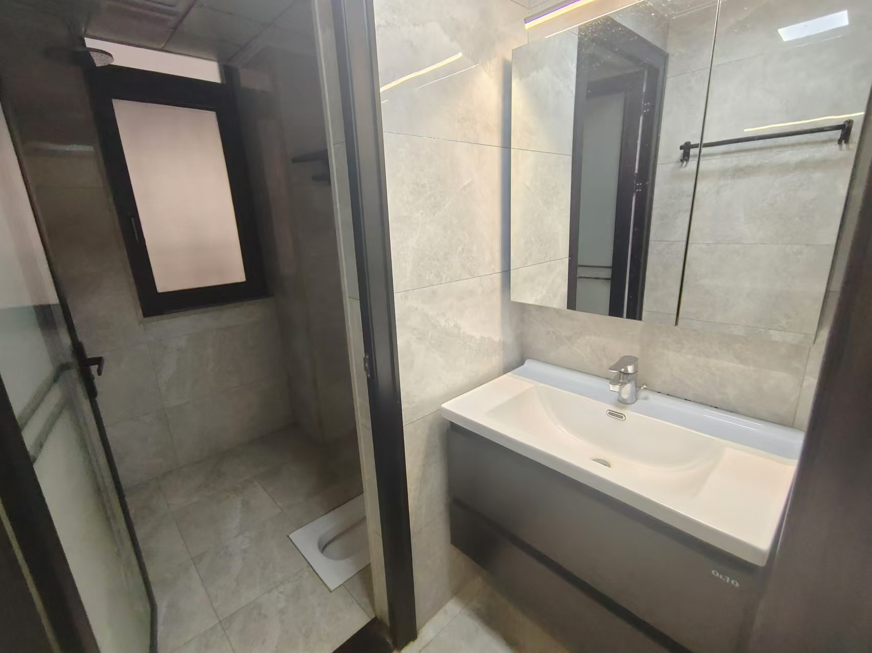 建发央著  3室2厅2卫   4000.00元/月室内图