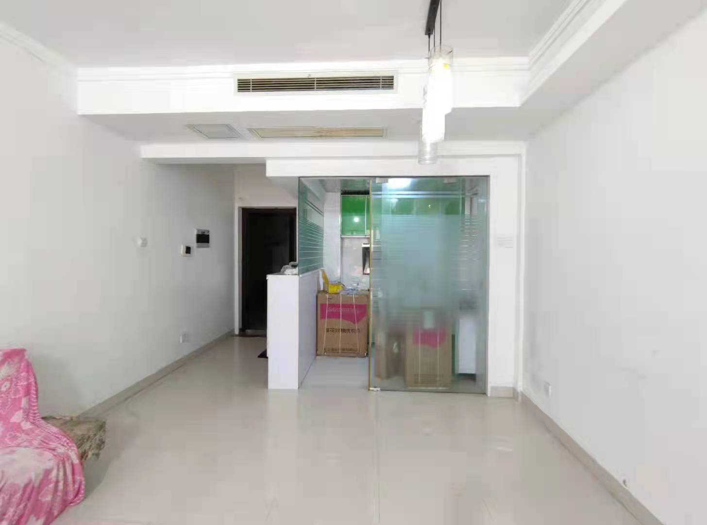 莱茵城 2室2厅1卫 1600.0元/月 莱茵城 2室2厅1卫 1600.0元/月室内图