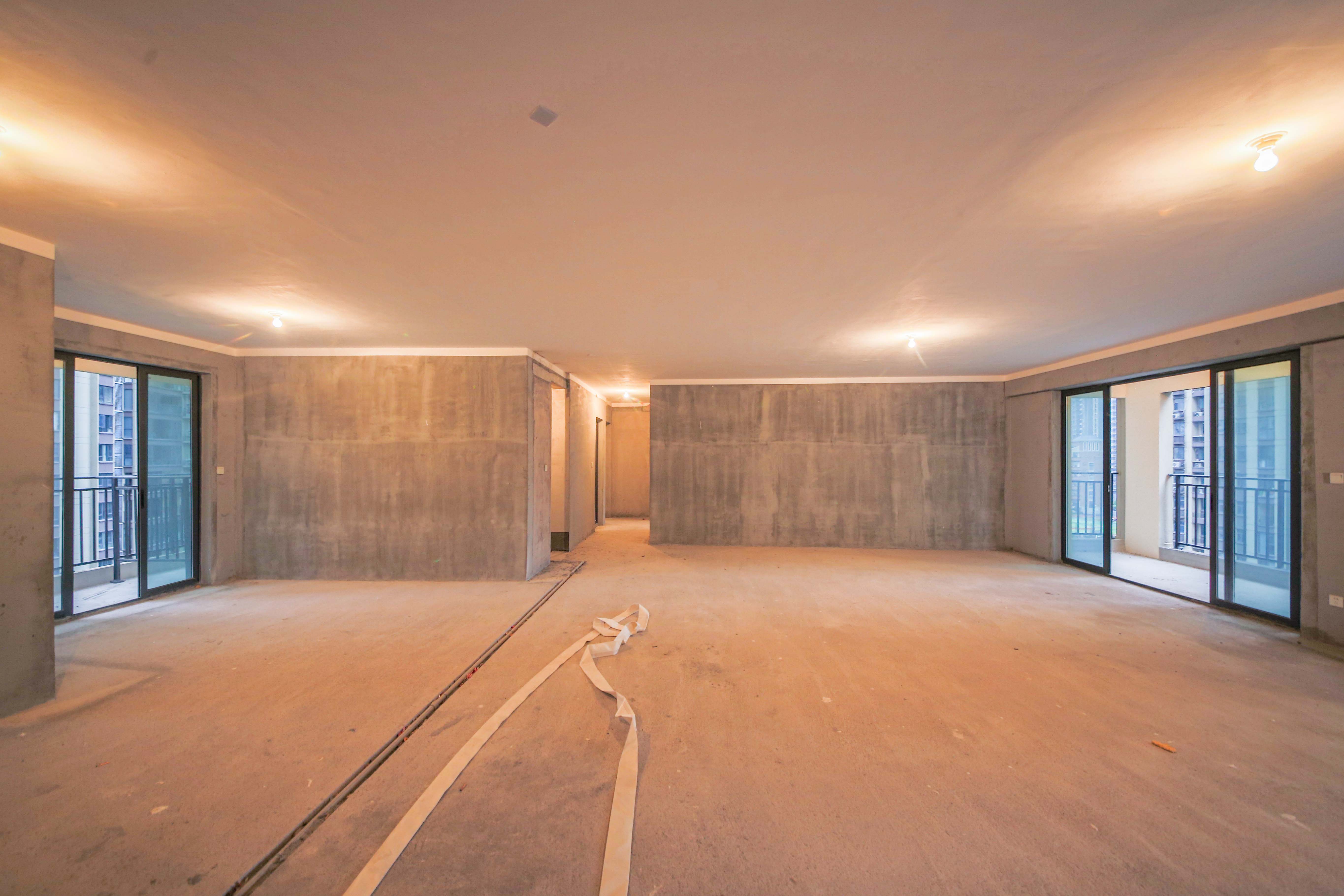 中建钰和城  4室2厅2卫   387.00万客厅