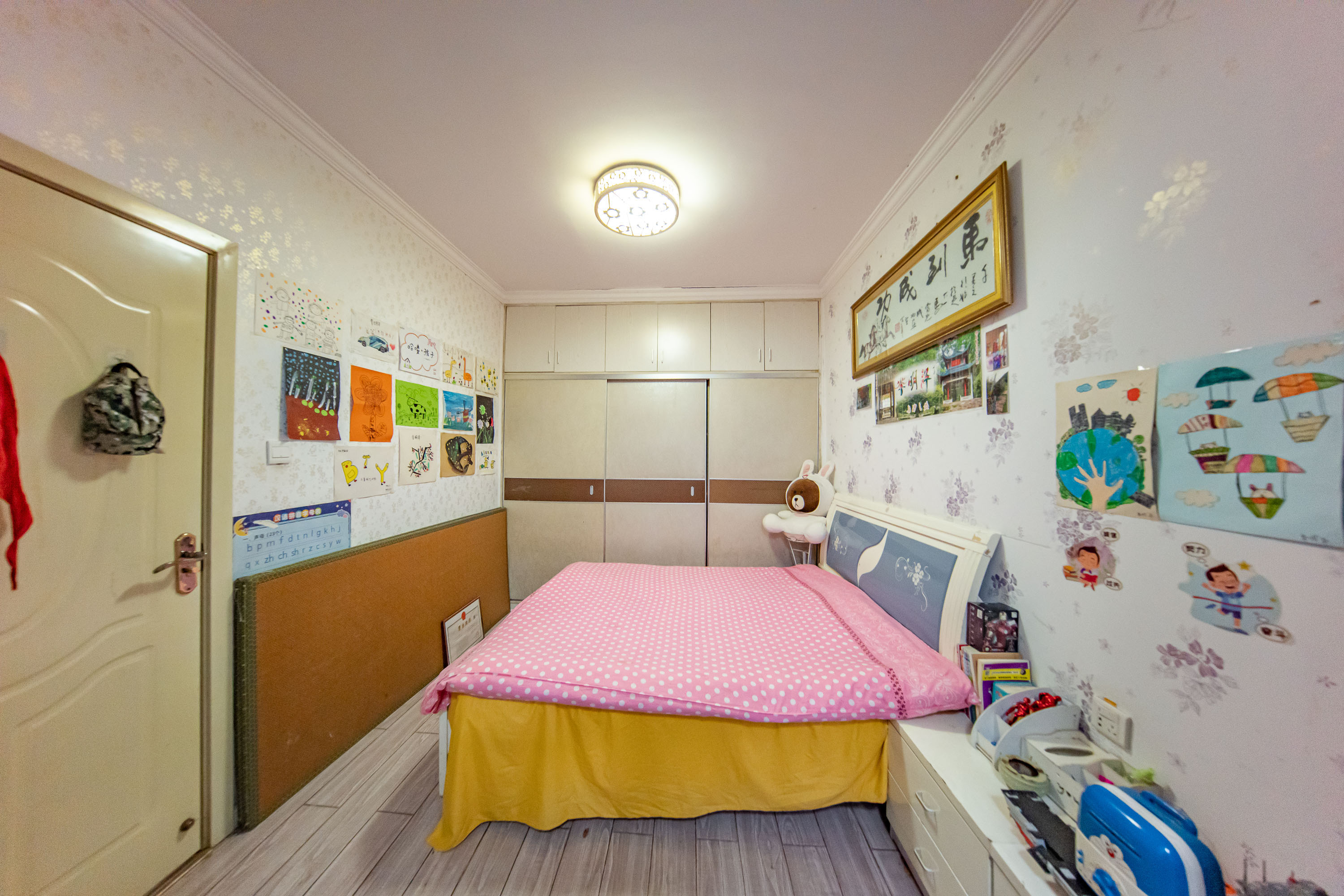 中建麓山和苑  2室2厅1卫   65.00万卧室