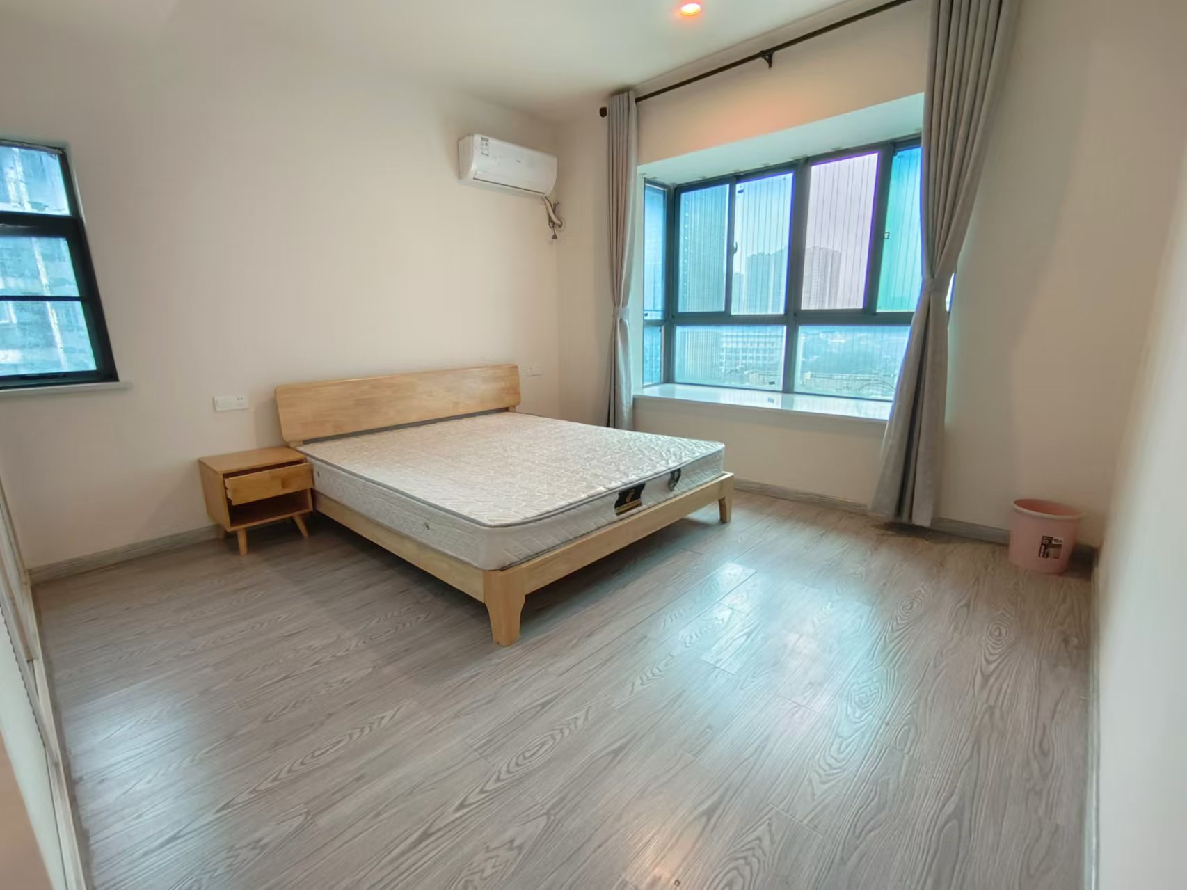 城市风景 3室2厅1卫 50.0万 城市风景 3室2厅1卫 50.0万室内图