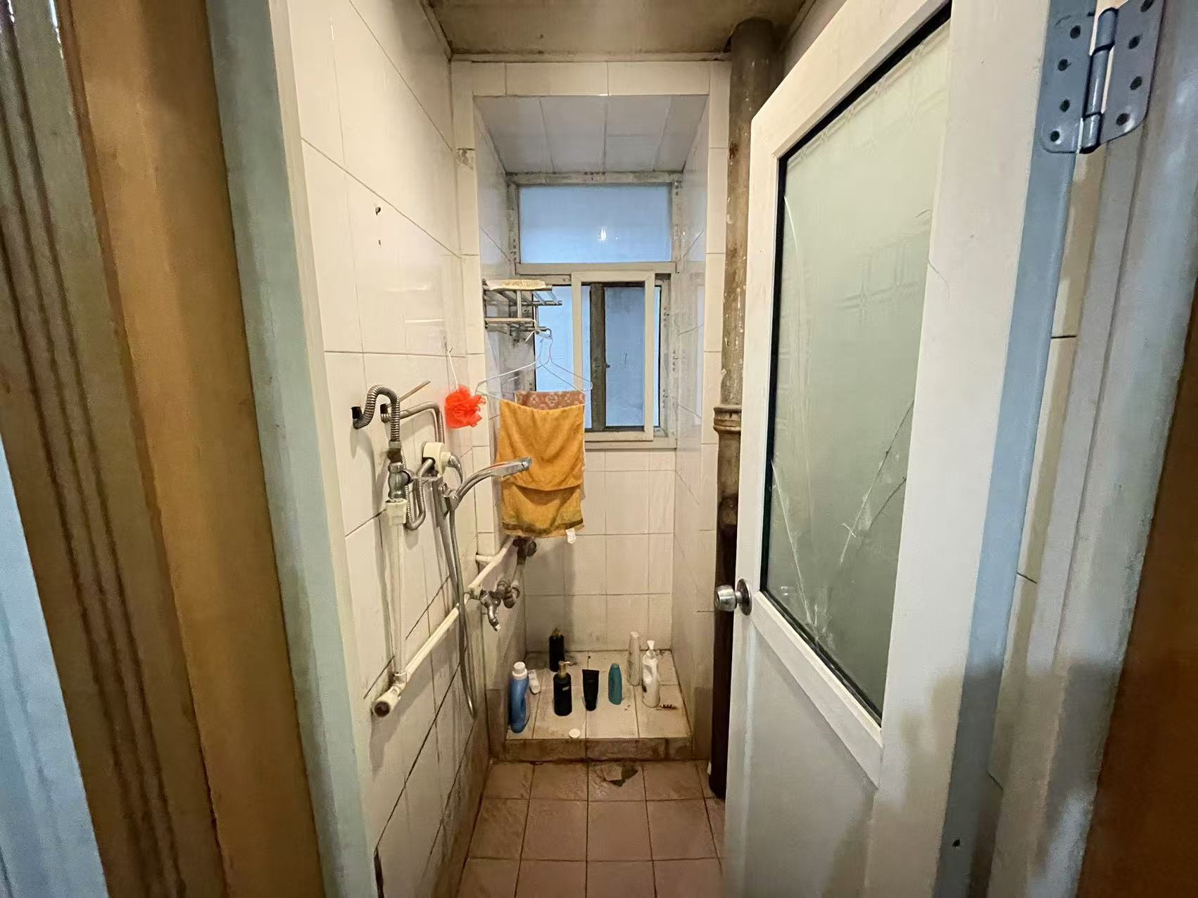 长坡社区  3室2厅1卫    1200.0元/月 长坡社区  3室2厅1卫    1200.0元/月室内图