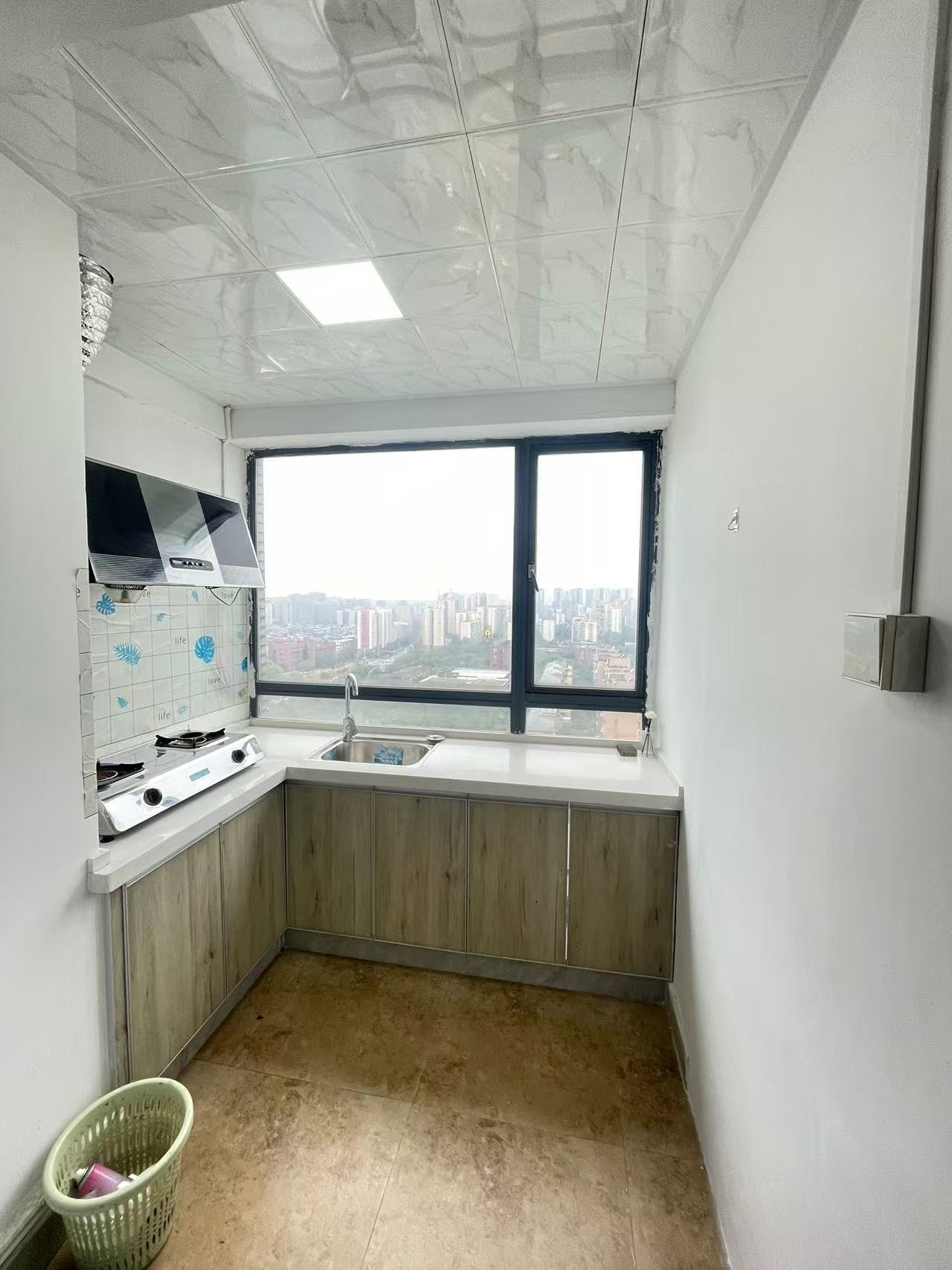 亚商国际 1室1厅1卫 1400.0元/月 亚商国际 1室1厅1卫 1400.0元/月室内图