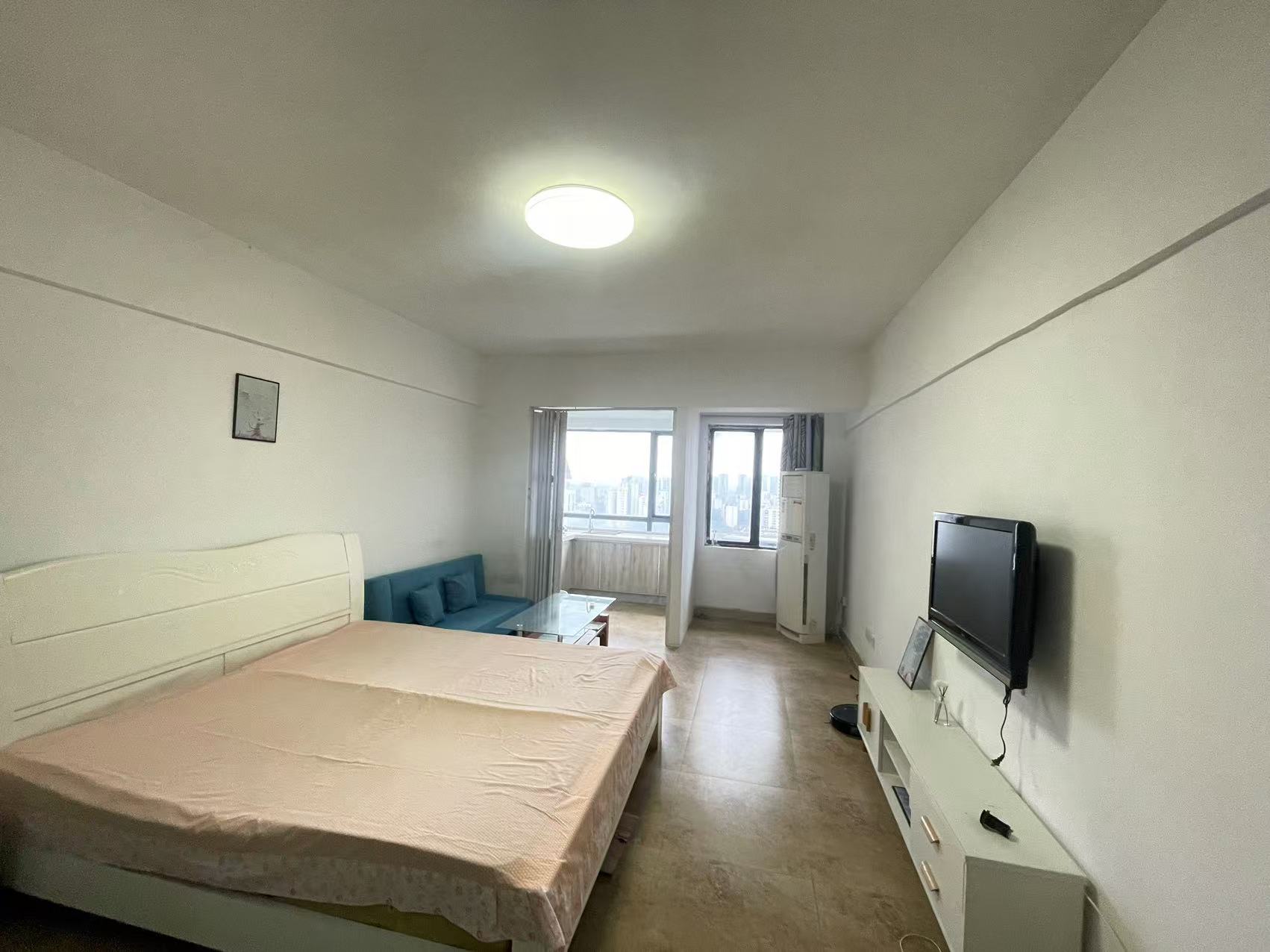 亚商国际 1室1厅1卫 1400.0元/月 亚商国际 1室1厅1卫 1400.0元/月室内图