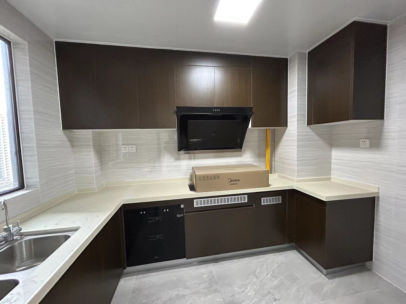 蓝溪谷 4室2厅2卫 80.8万 蓝溪谷 4室2厅2卫 80.8万室内图