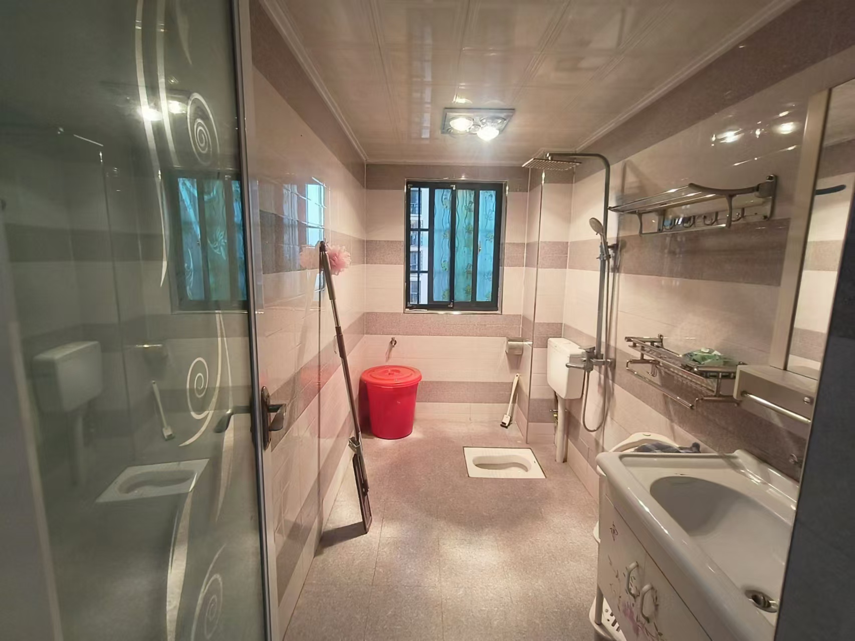 金域世家 4室2厅2卫 2100.0元/月 金域世家 4室2厅2卫 2100.0元/月室内图