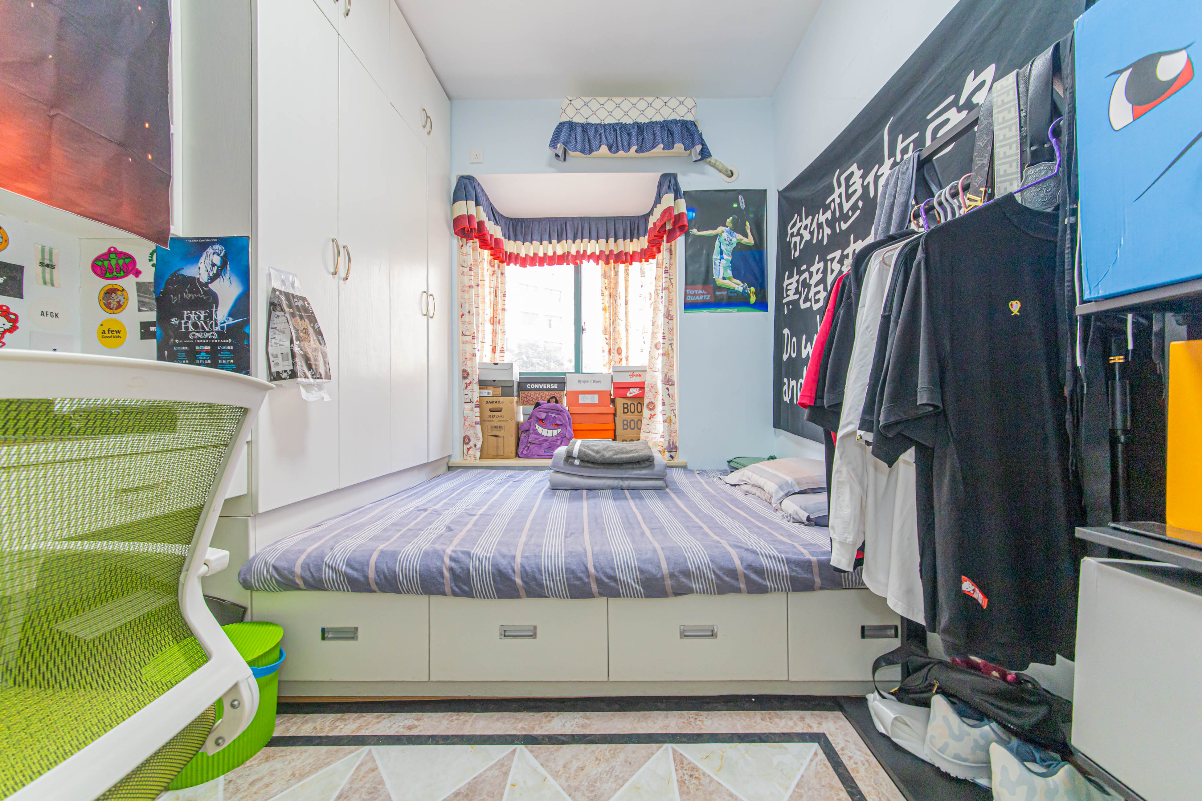 星城荣域  4室2厅1卫    132.0万卧室