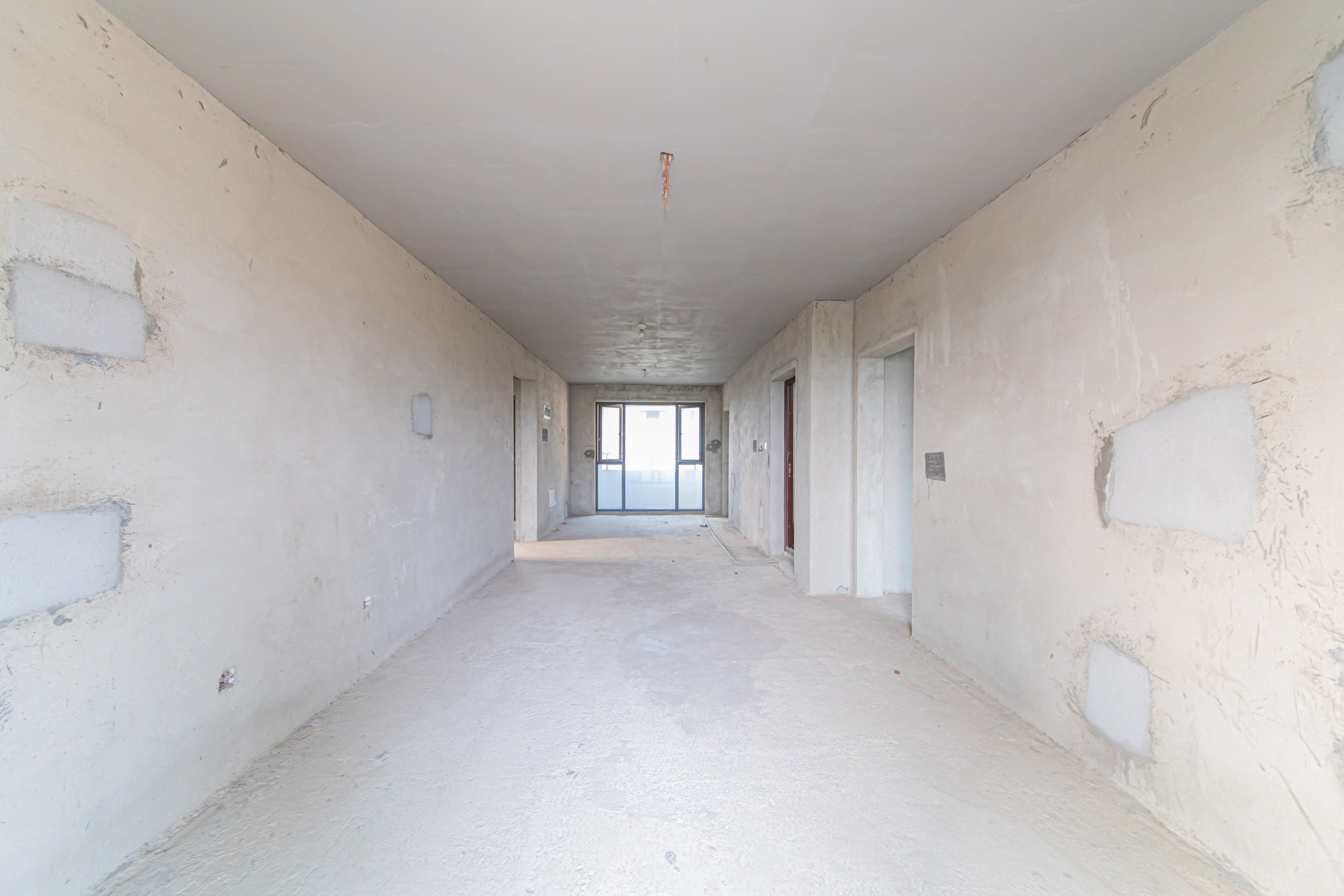 和泓融成府  3室2厅2卫    90.0万 和泓融成府  3室2厅2卫    90.0万客厅