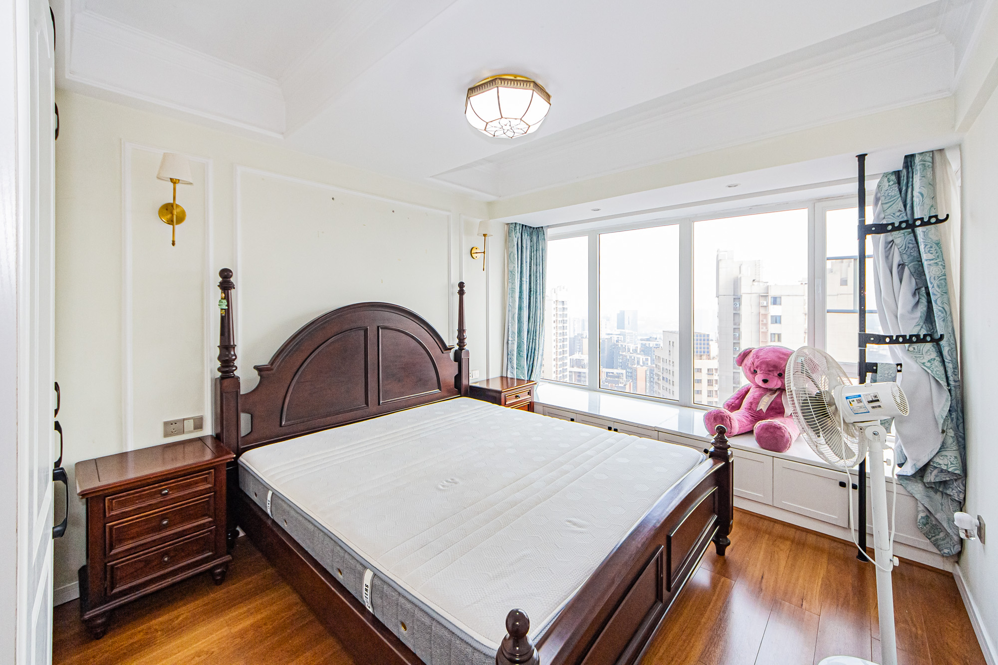 北辰三角洲E3区 3室2厅2卫 153.0万 北辰三角洲E3区 3室2厅2卫 153.0万卧室