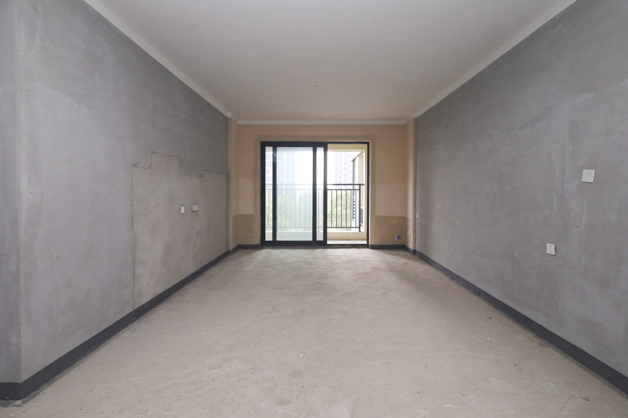 长沙融创城 3室2厅2卫 65.0万 长沙融创城 3室2厅2卫 65.0万客厅