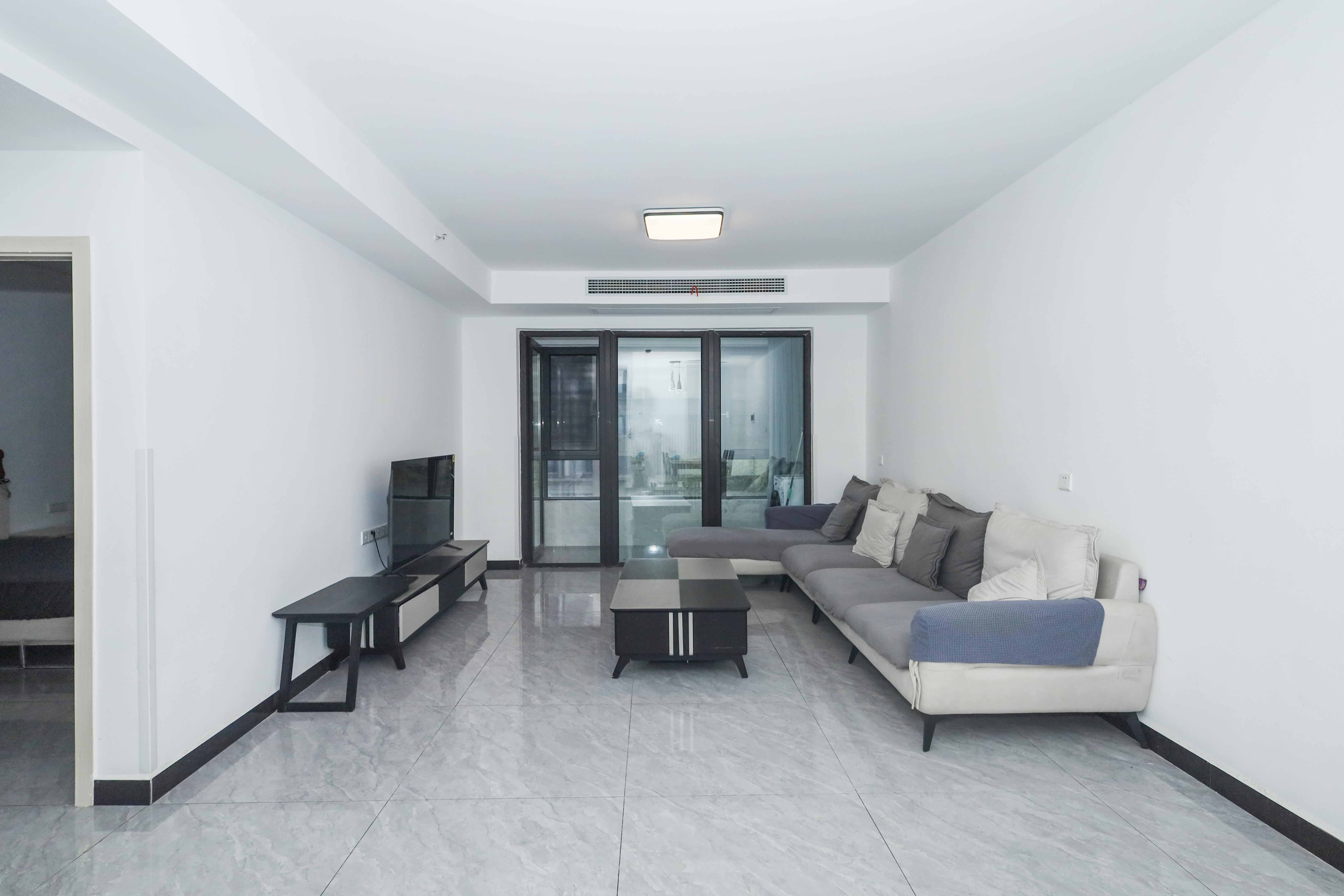 建发央著  4室2厅2卫   210.00万