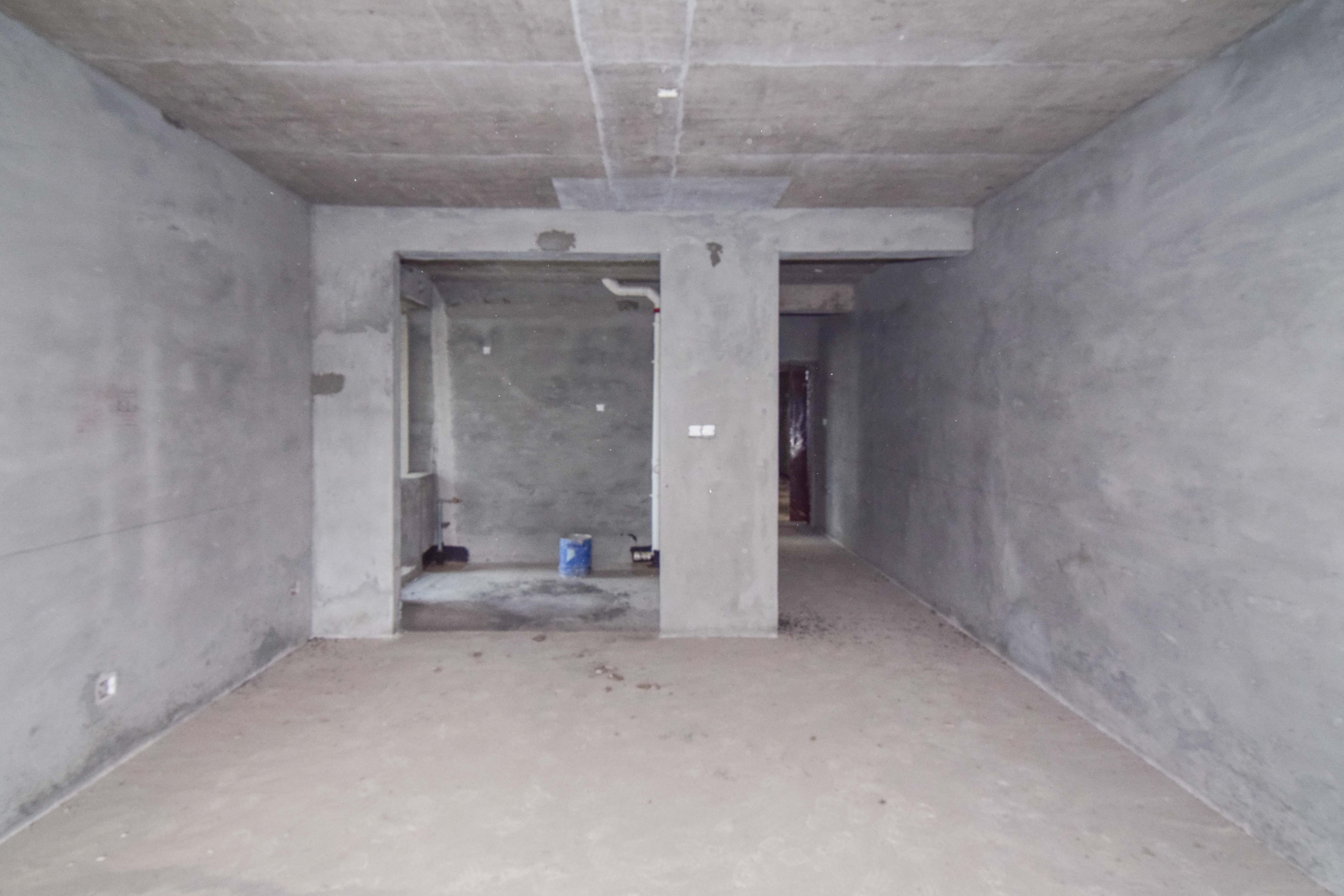 润和谷山郡(悦禧山庄水榭花都) 3室2厅2卫 85.0万 润和谷山郡(悦禧山庄水榭花都) 3室2厅2卫 85.0万客厅