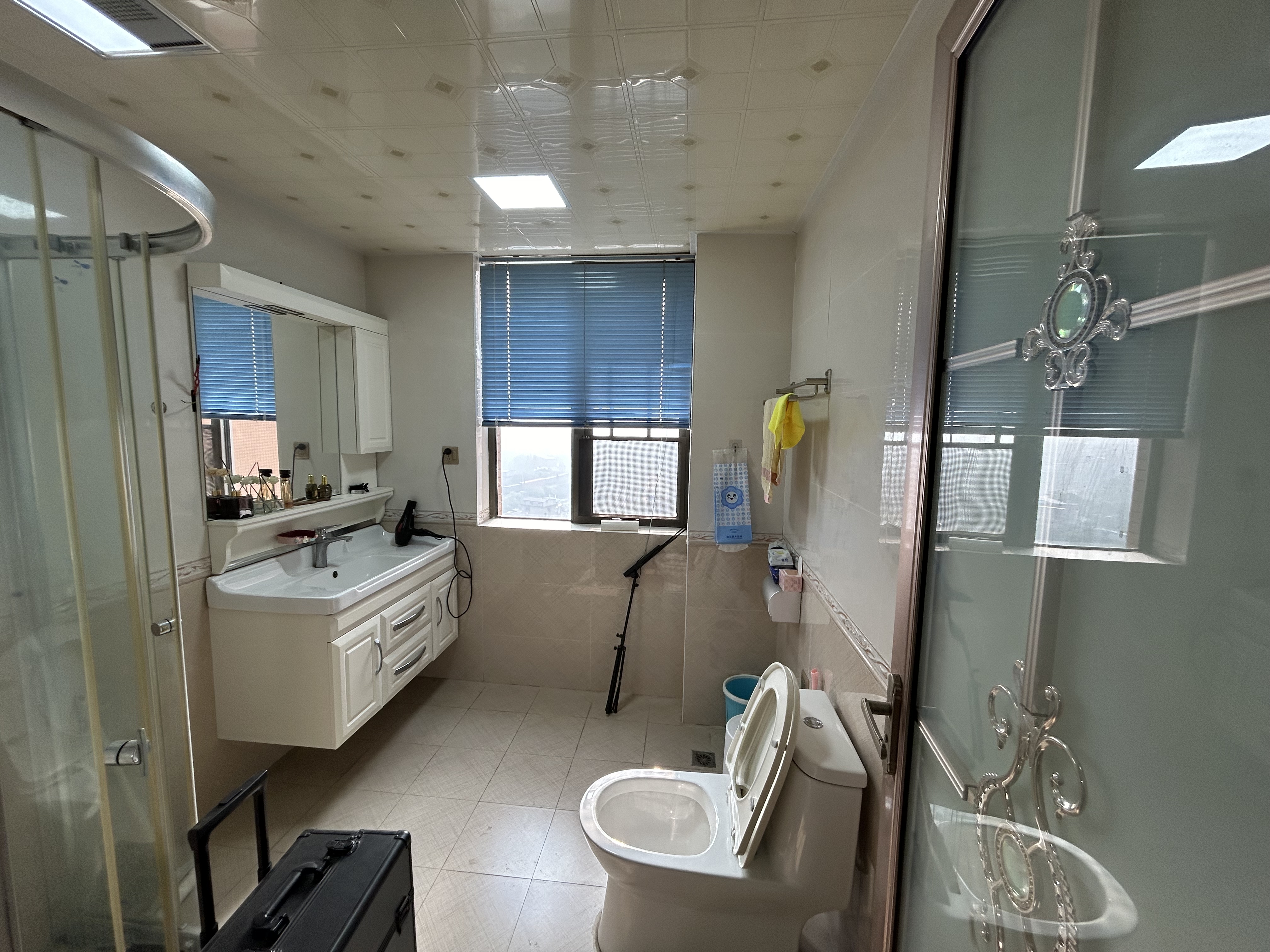 凯旋名门人民中路1006号 3室2厅2卫 69.8万 凯旋名门人民中路1006号 3室2厅2卫 69.8万室内图