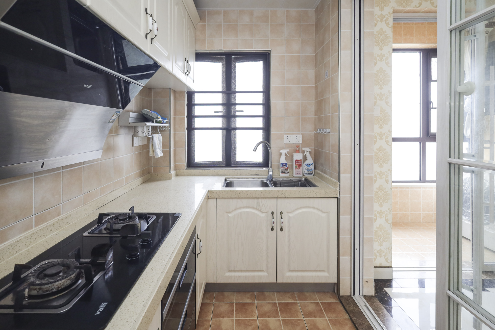 山语城三期  3室2厅2卫    85.0万 山语城三期  3室2厅2卫    85.0万厨房