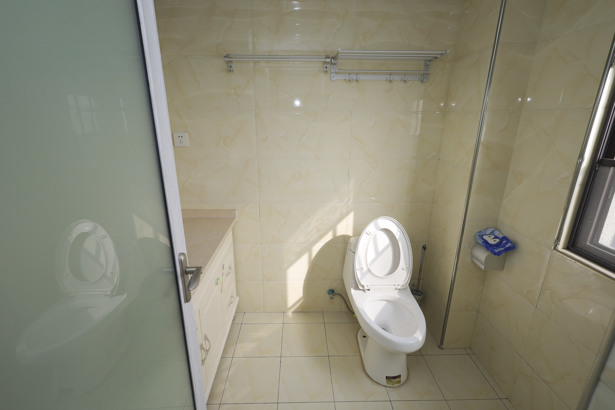 山语城三期  3室2厅2卫    85.0万 山语城三期  3室2厅2卫    85.0万卫生间