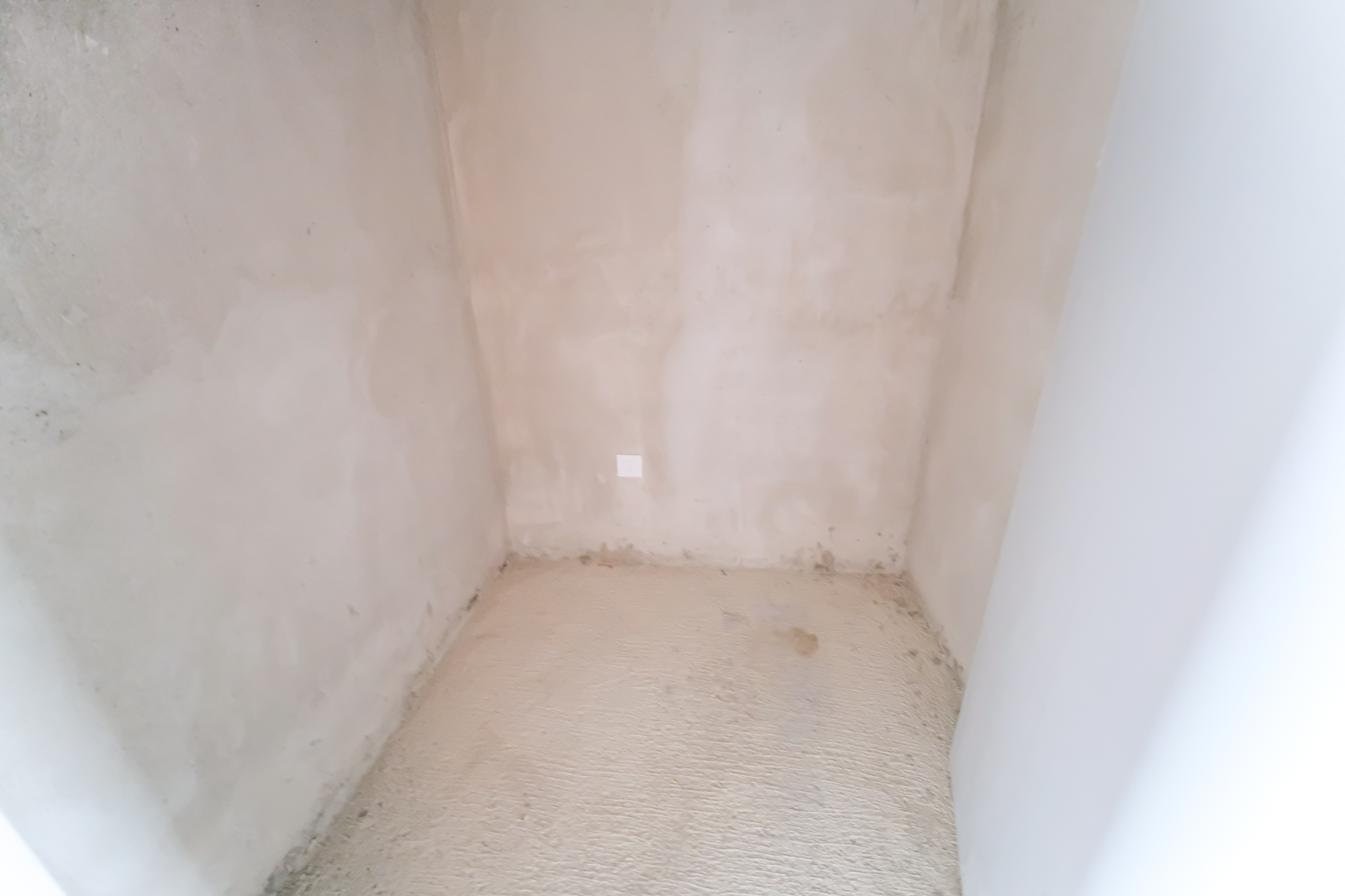 爱情公望府  4室2厅2卫    105.0万其他