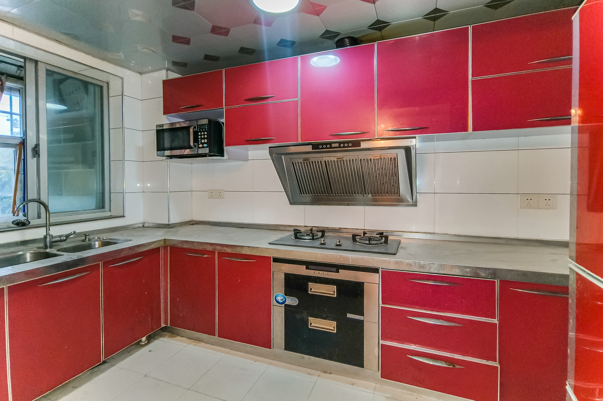 四季星城 3室2厅2卫 72.8万 四季星城 3室2厅2卫 72.8万厨房