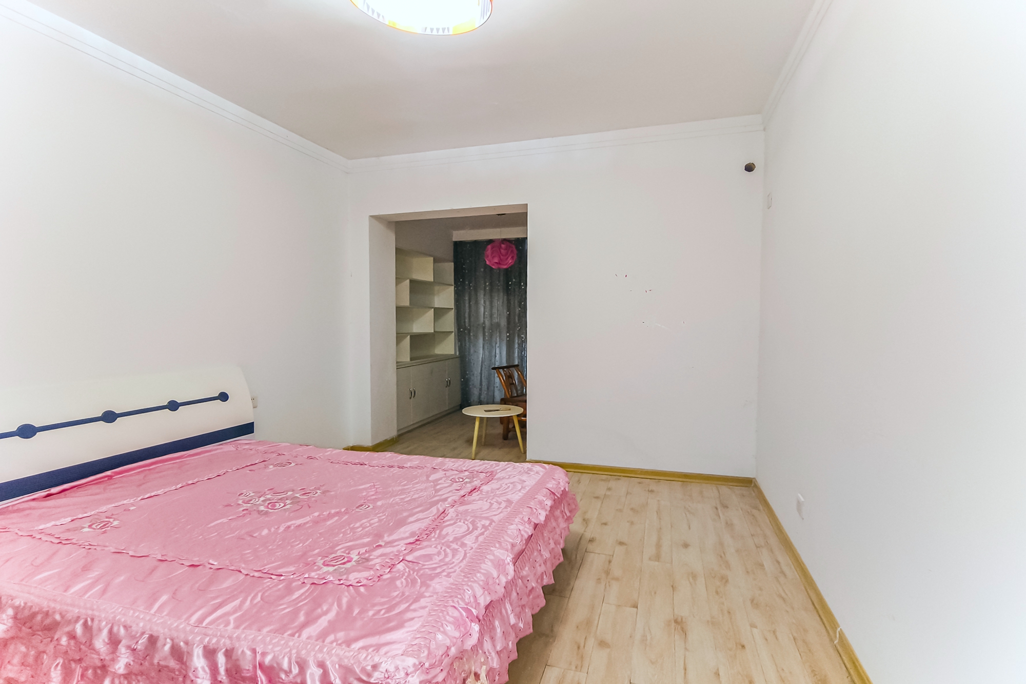 四季星城 3室2厅2卫 72.8万 四季星城 3室2厅2卫 72.8万卧室