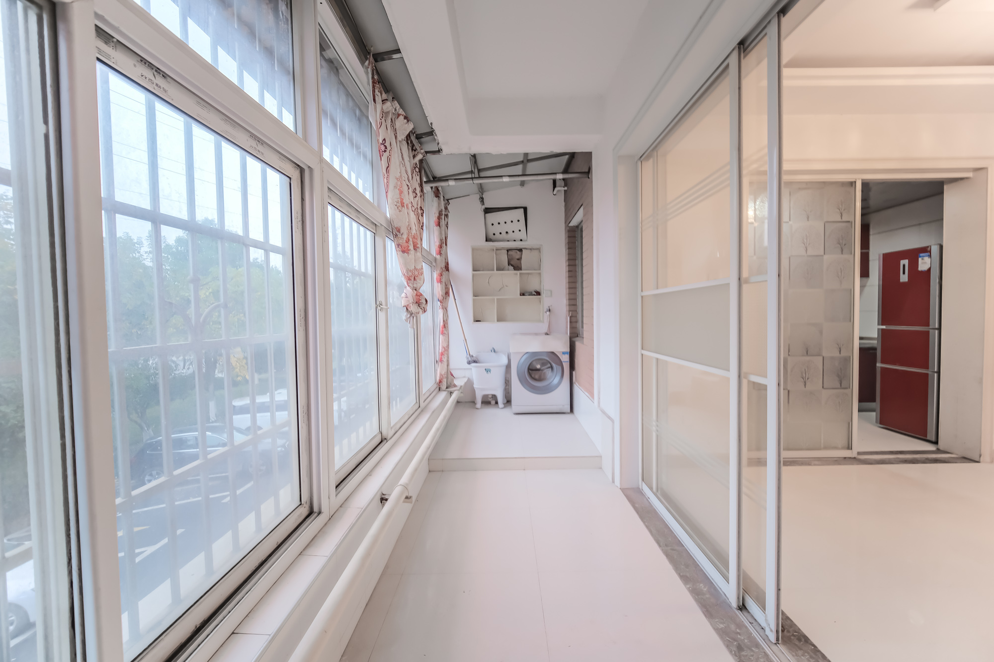 四季星城 3室2厅2卫 72.8万 四季星城 3室2厅2卫 72.8万阳台