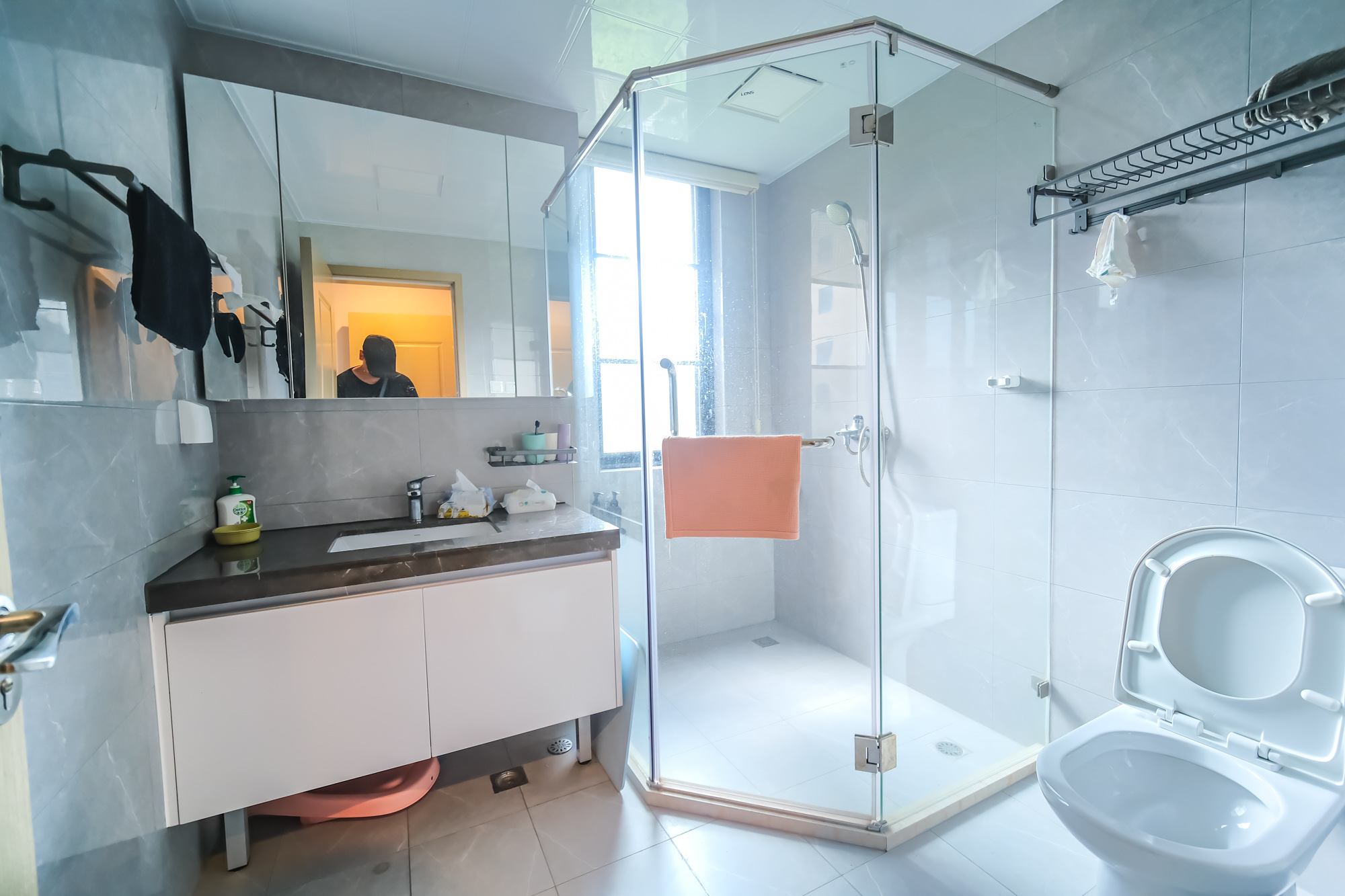 运达锦绣广场  4室2厅2卫    168.0万卫生间