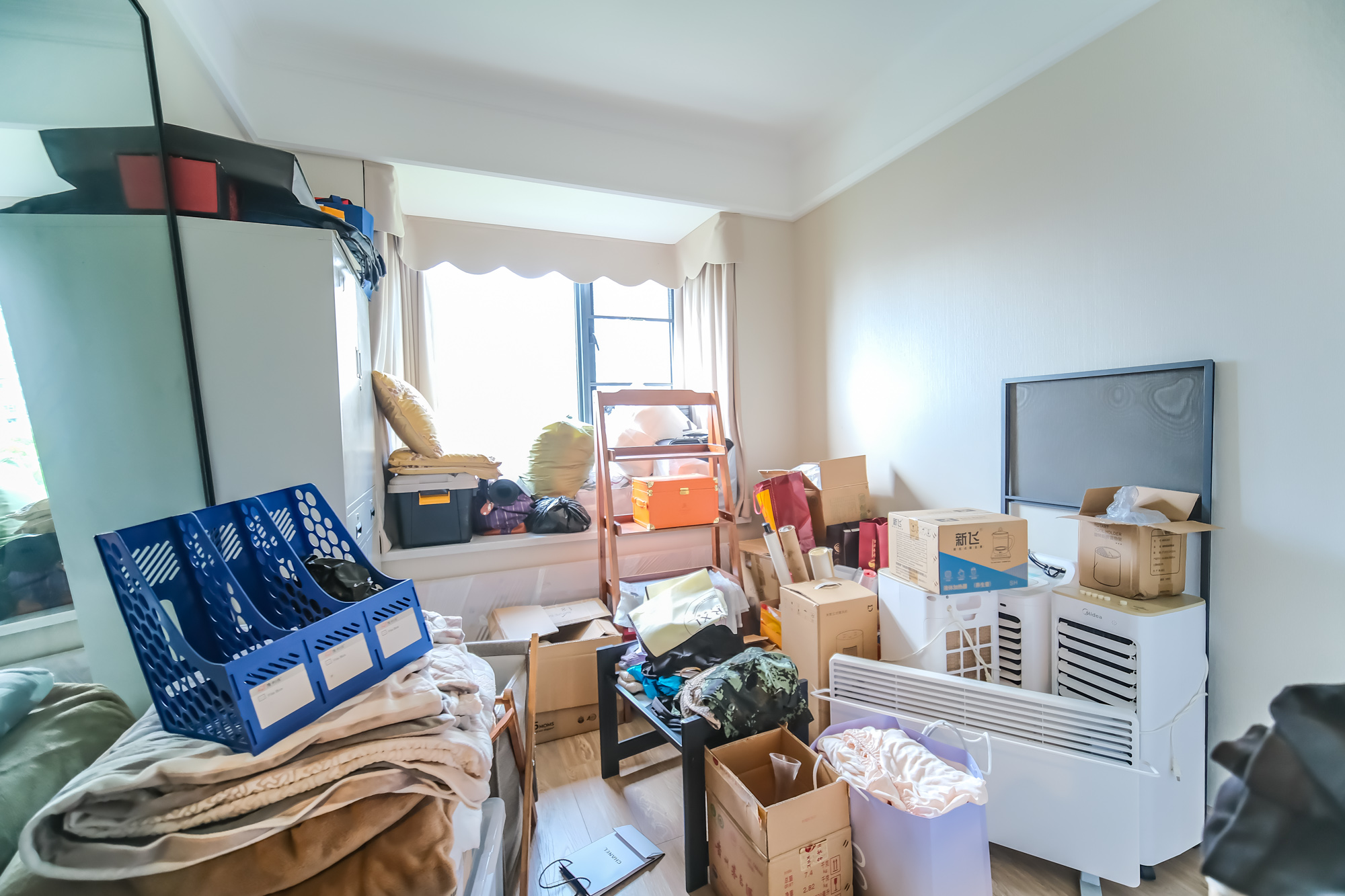 运达锦绣广场  4室2厅2卫    168.0万卧室